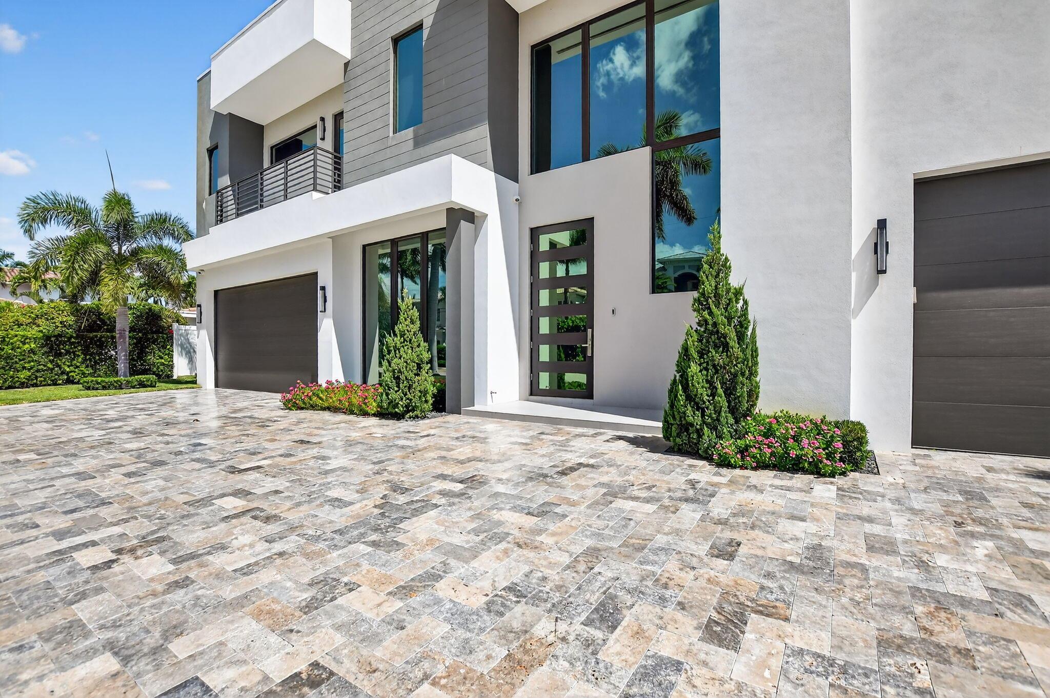 BOCA HARBOUR 1ST SEC - Residential