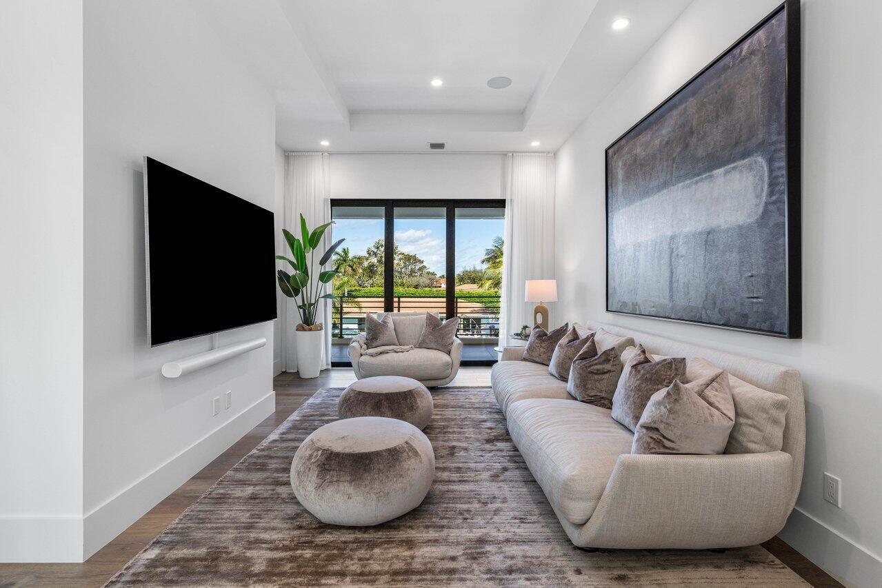 BOCA HARBOUR 1ST SEC - Residential