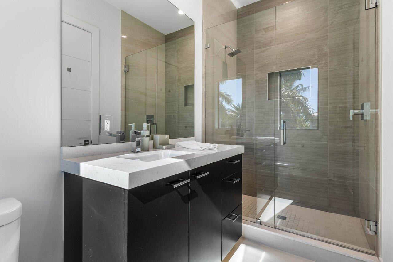 BOCA HARBOUR 1ST SEC - Residential