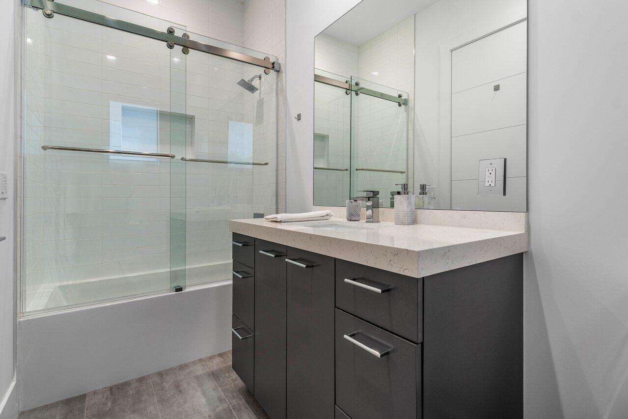 BOCA HARBOUR 1ST SEC - Residential