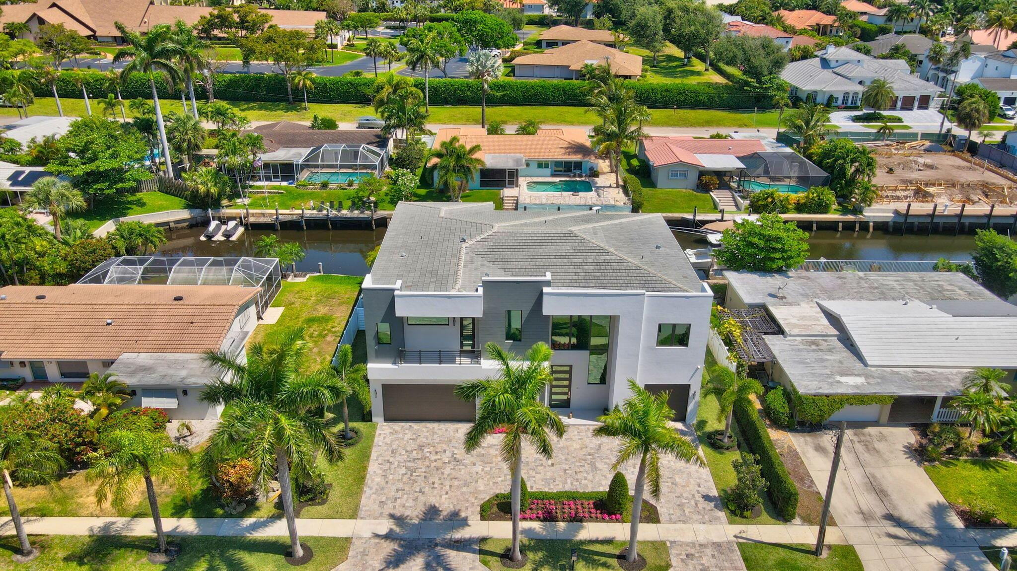 BOCA HARBOUR 1ST SEC - Residential