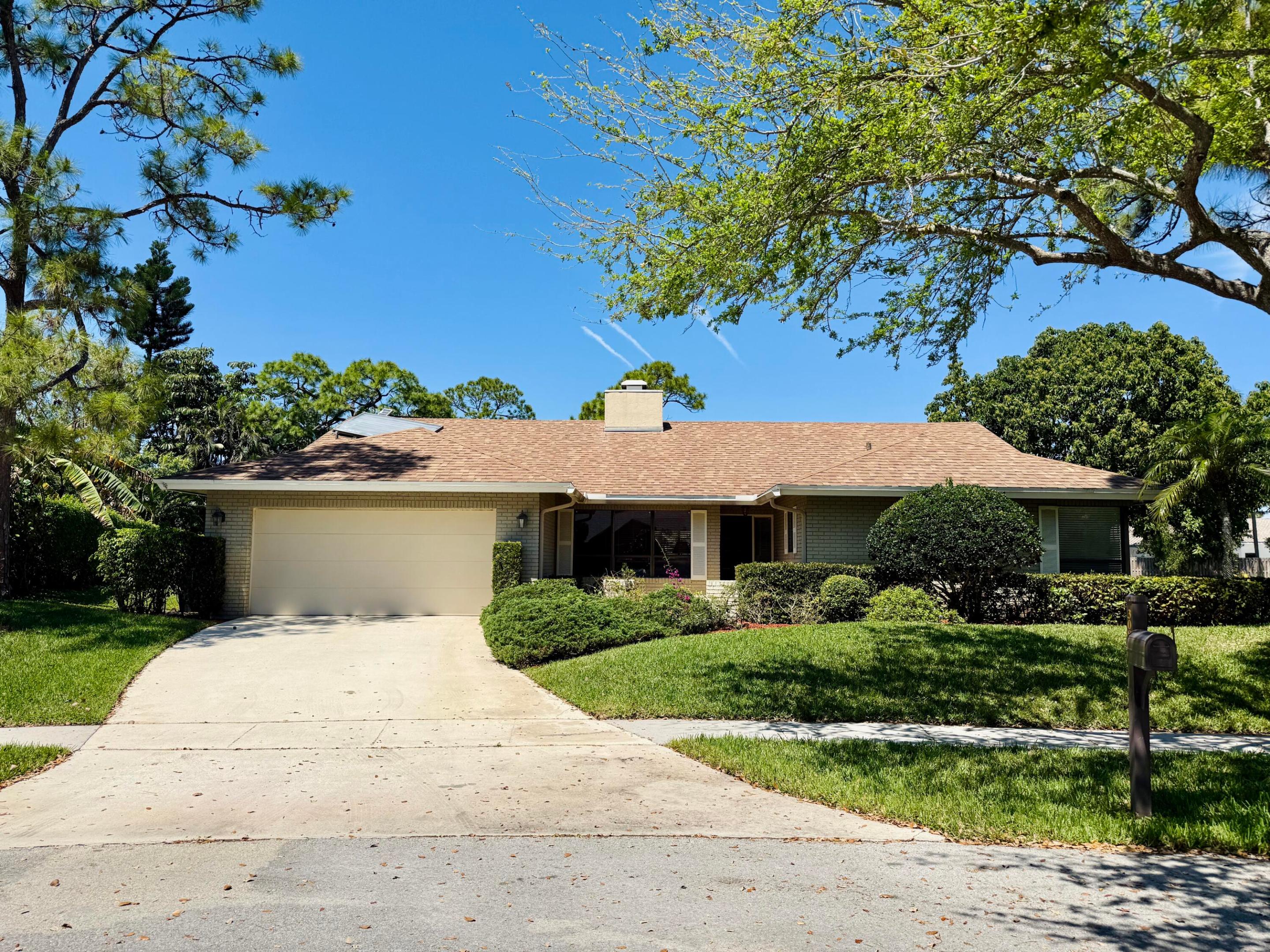 BOCA MADERA UNIT 3 - Residential