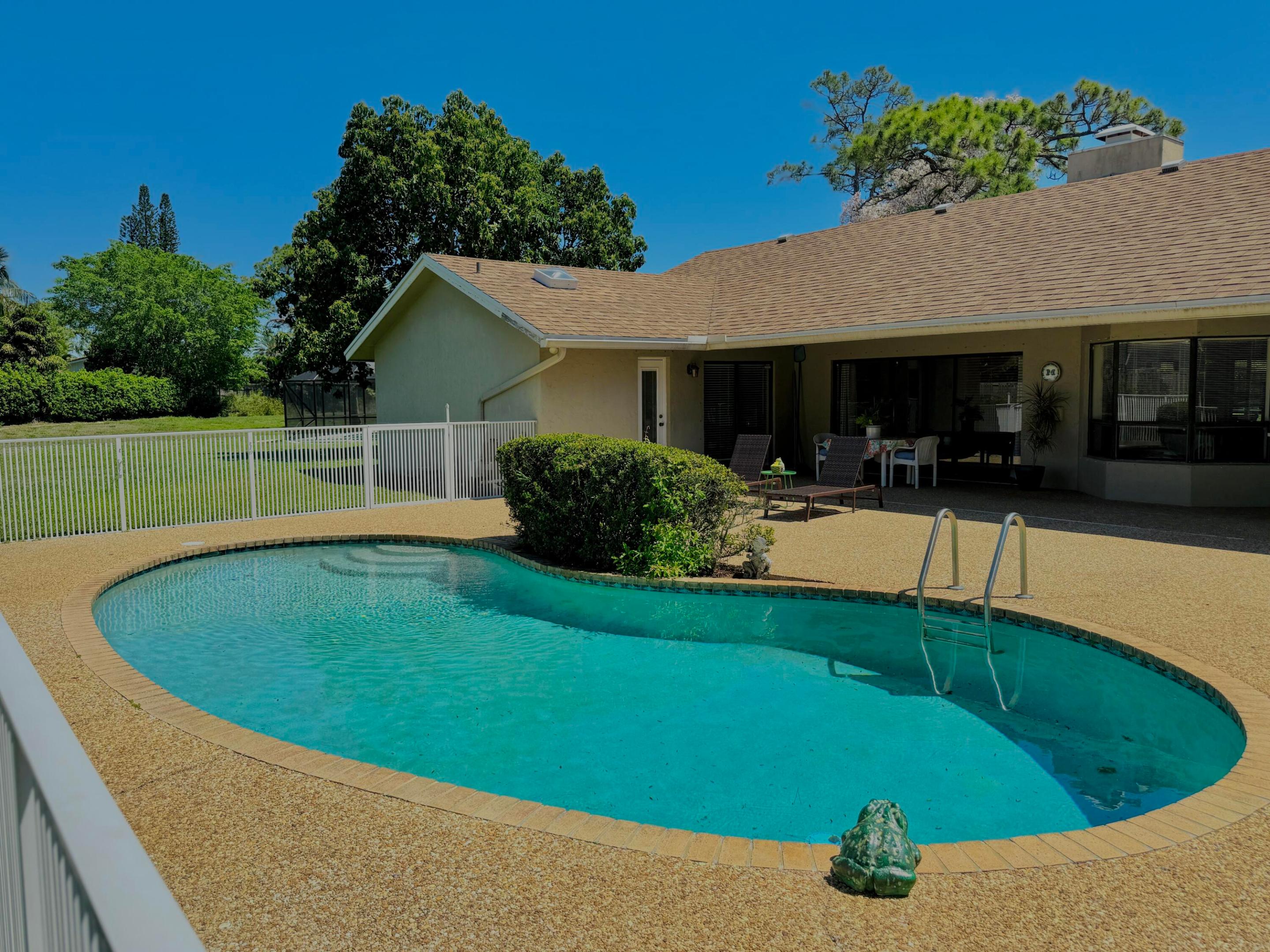 BOCA MADERA UNIT 3 - Residential