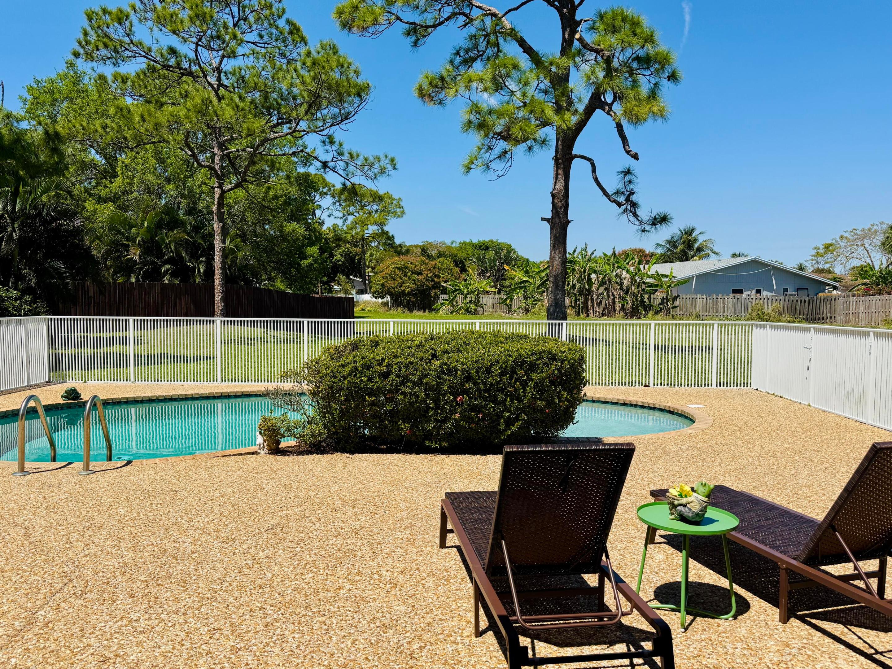 BOCA MADERA UNIT 3 - Residential