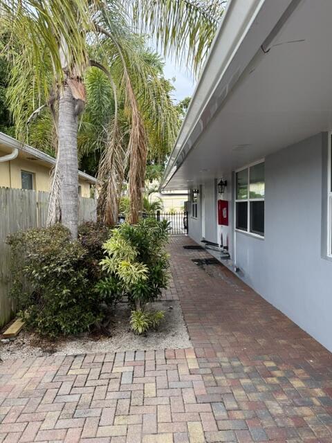 LAKE WORTH TOWN OF - Residential Lease