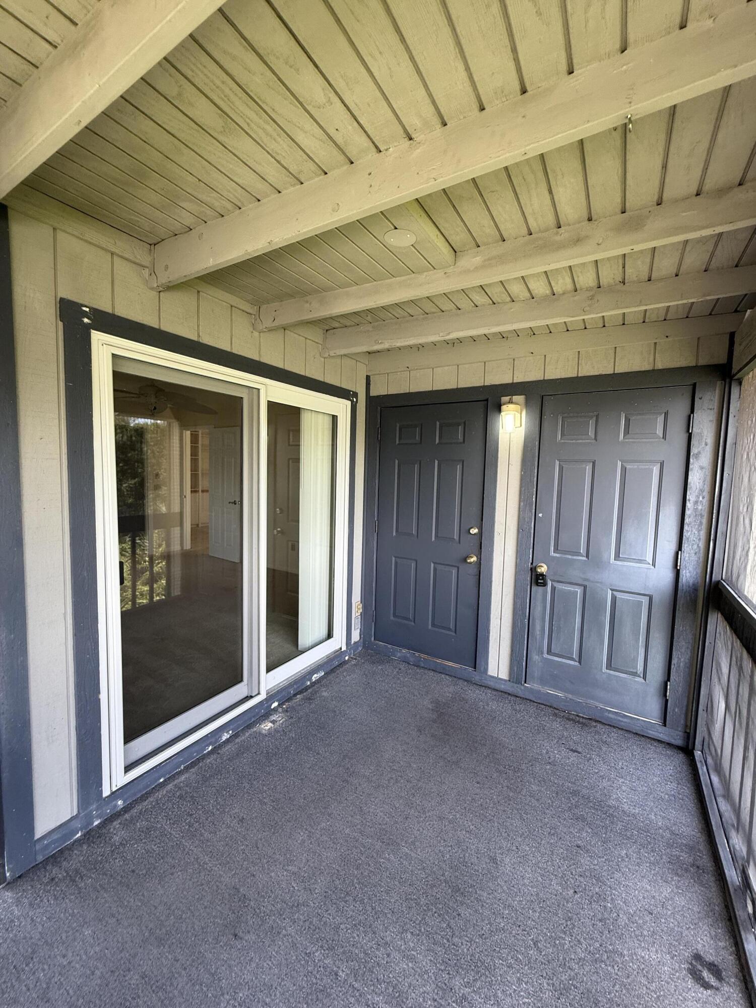 PINECROFT CONDO - Residential