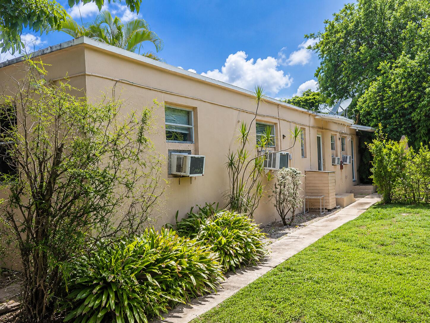 CROISSANT PARK RIVER SEC - Residential Income
