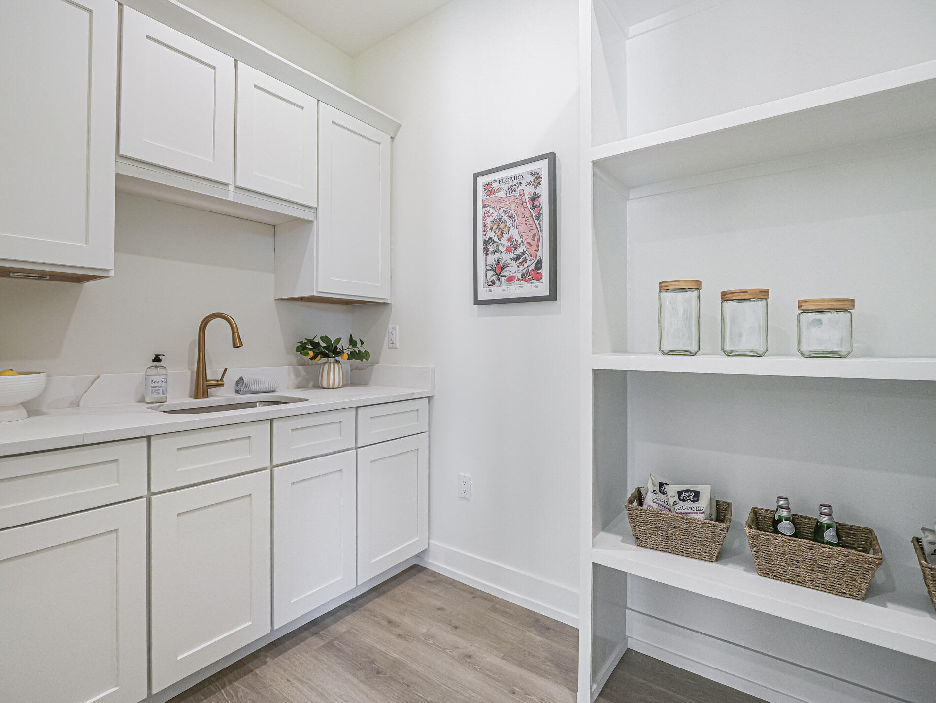 PINE HOLLOW UNITS THREE & FOUR - Residential