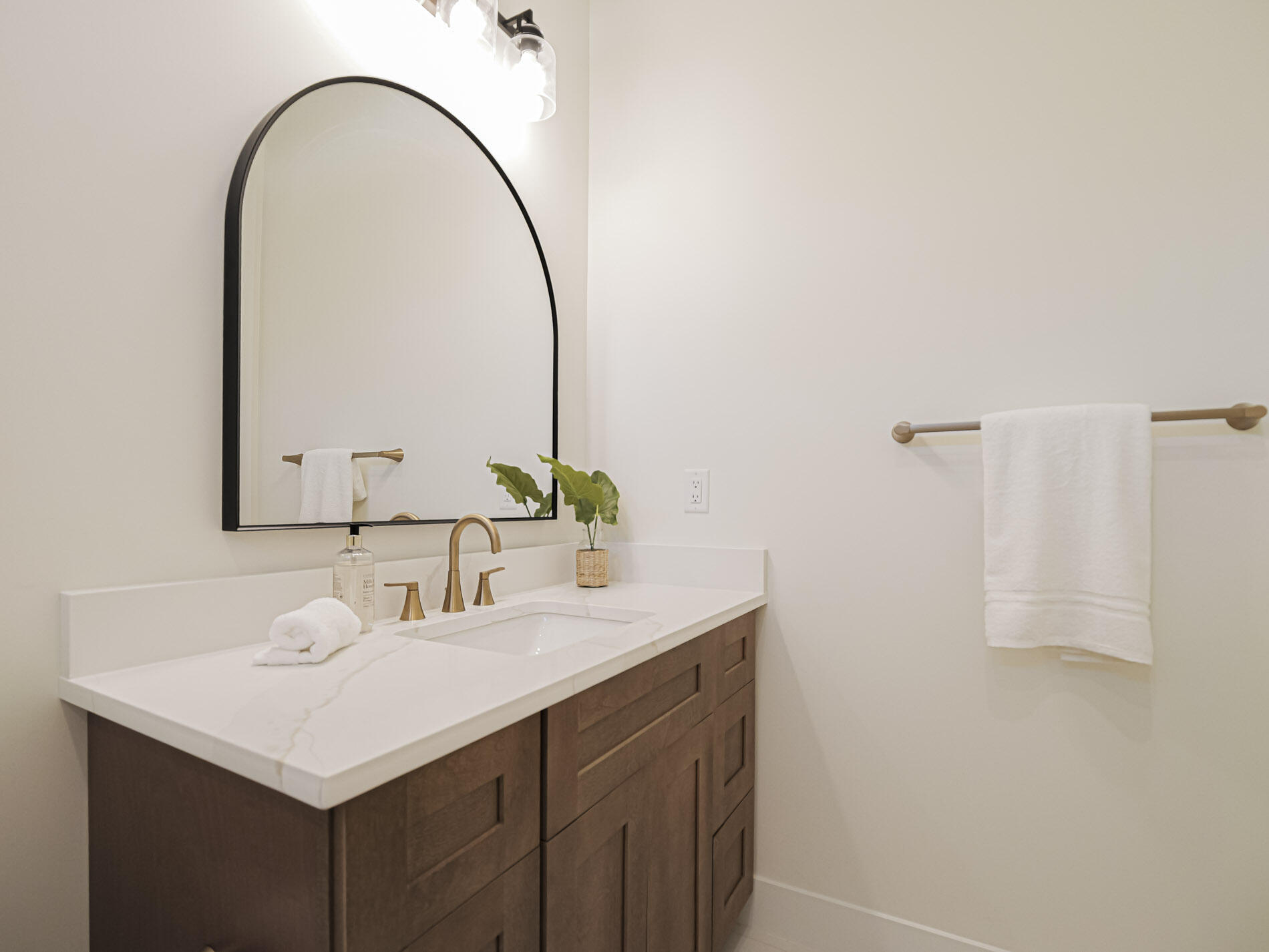 PINE HOLLOW UNITS THREE & FOUR - Residential
