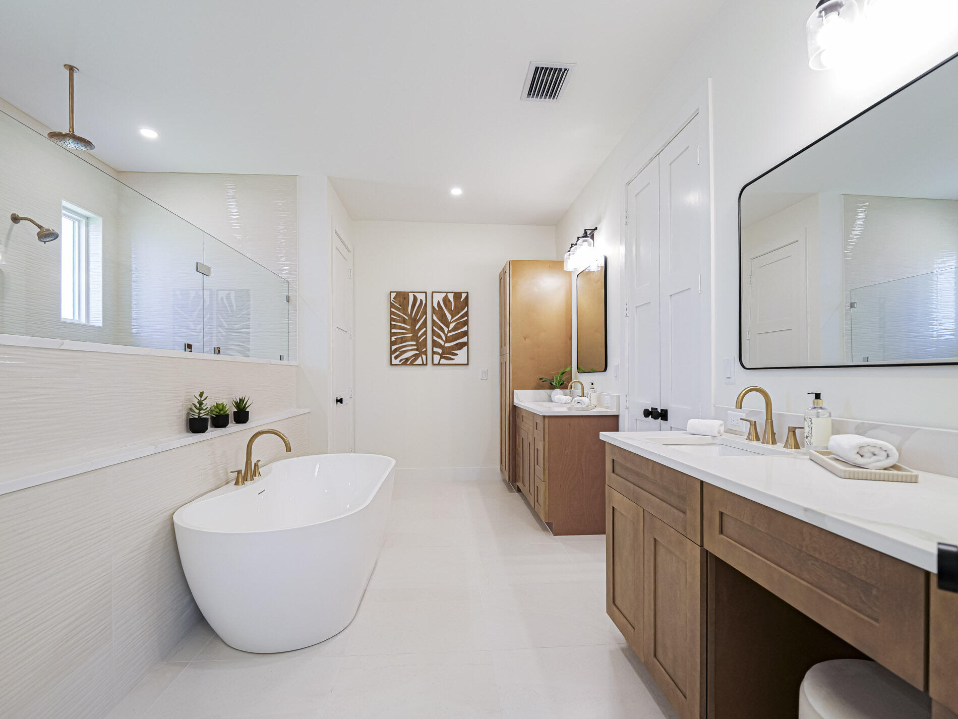 PINE HOLLOW UNITS THREE & FOUR - Residential