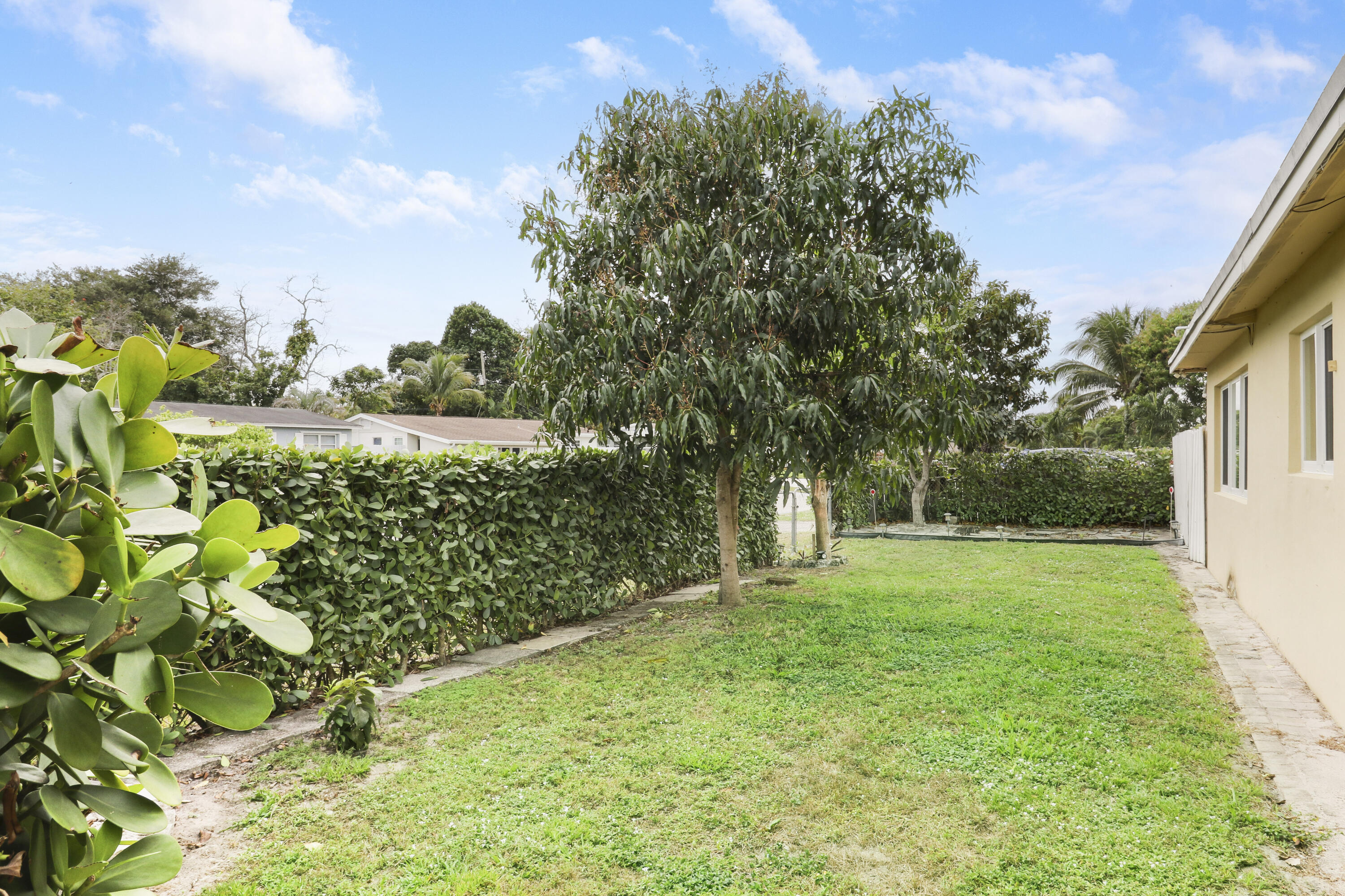 LAKE BELVEDERE ESTATES 3RD ADD - Residential