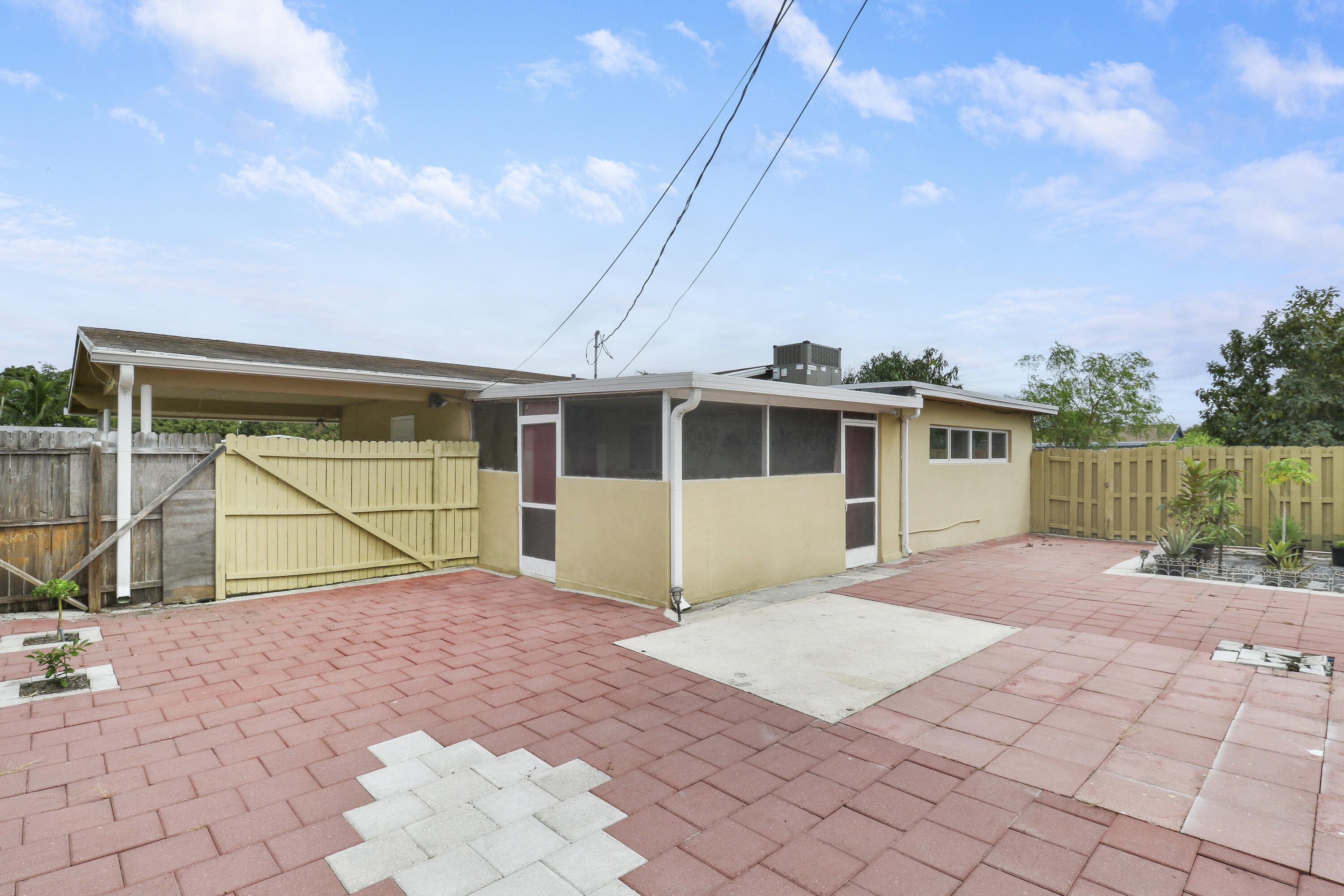 LAKE BELVEDERE ESTATES 3RD ADD - Residential