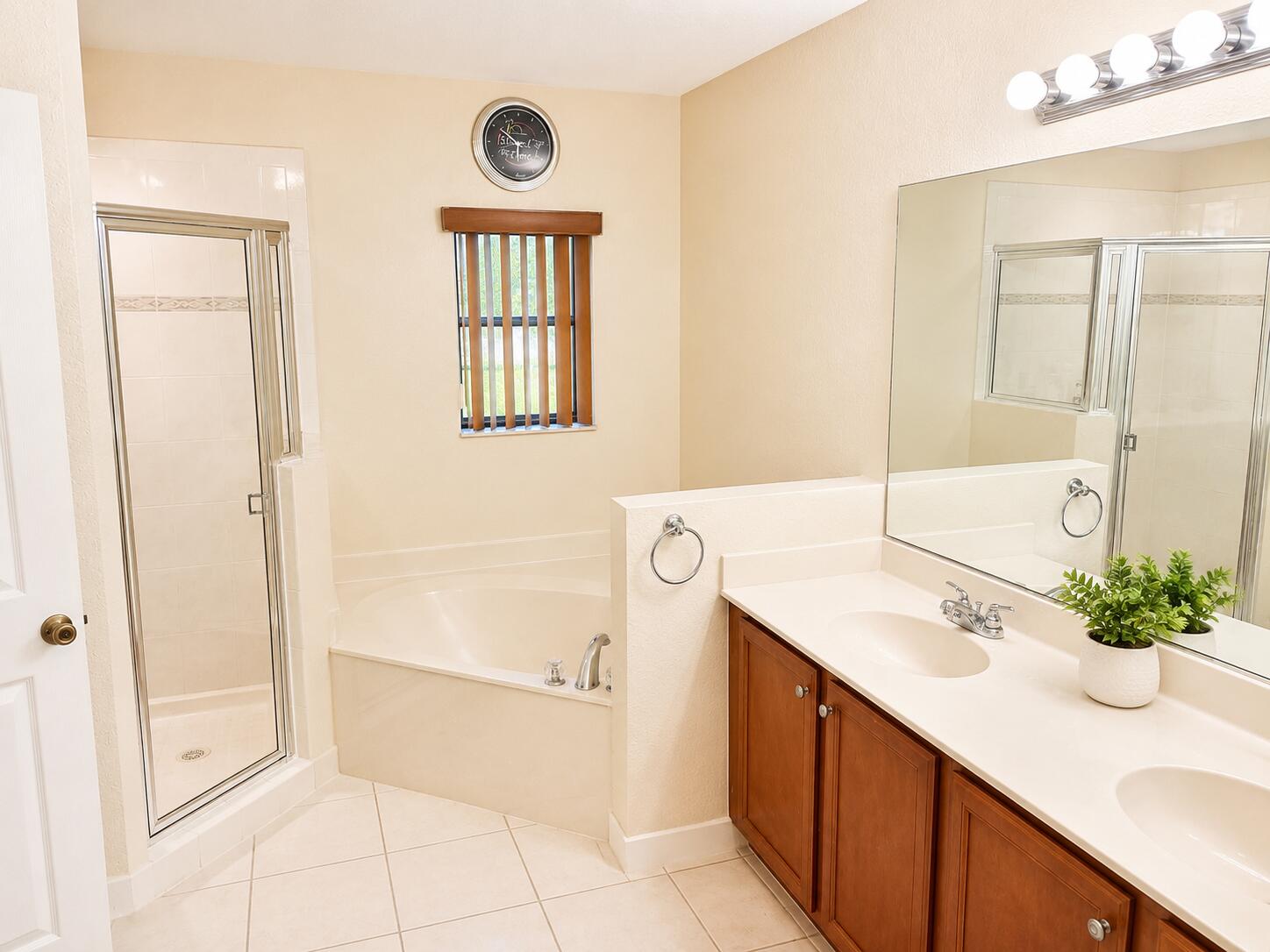 EMERALD LAKE TOWNHOMES - Residential
