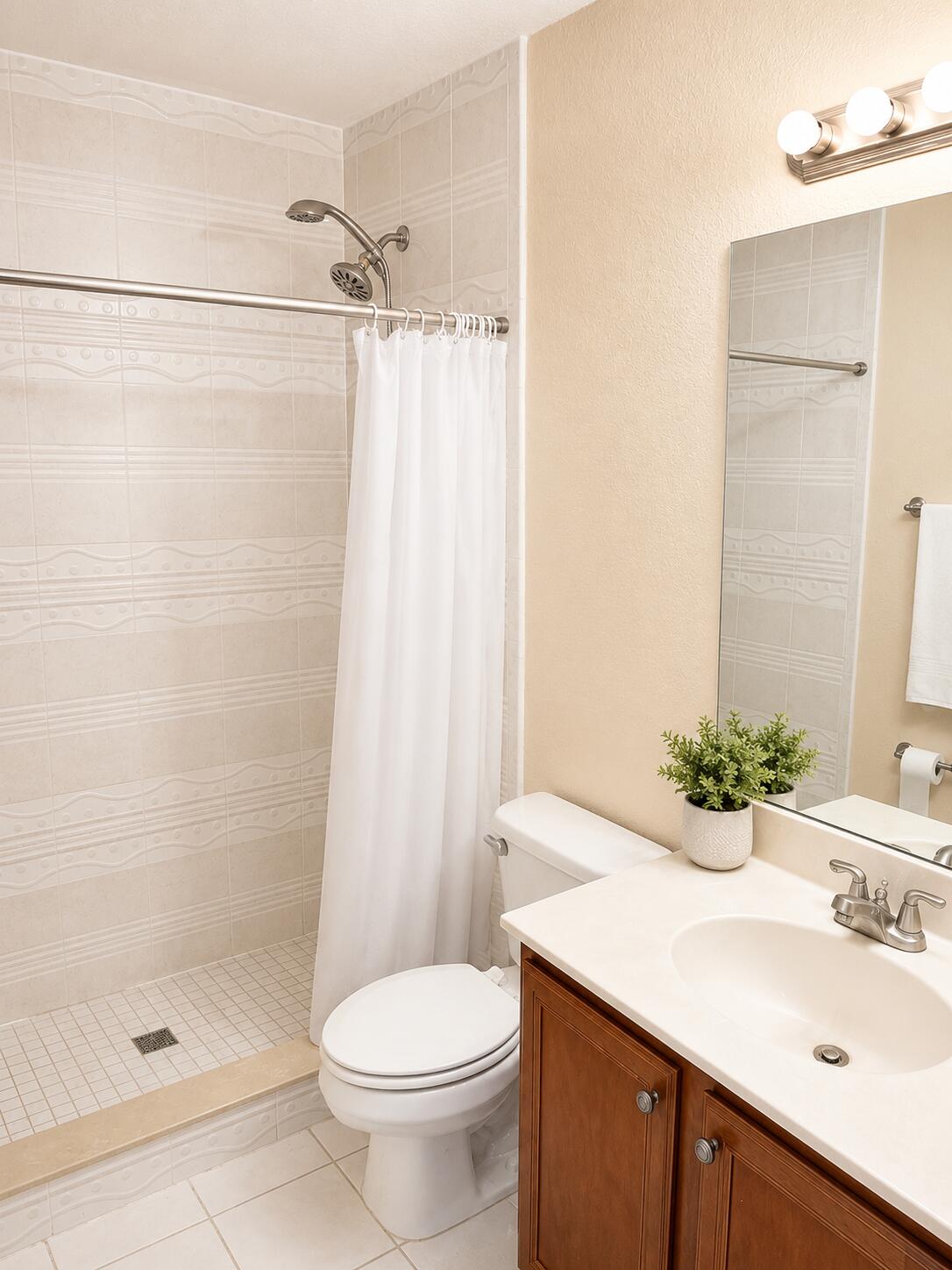 EMERALD LAKE TOWNHOMES - Residential