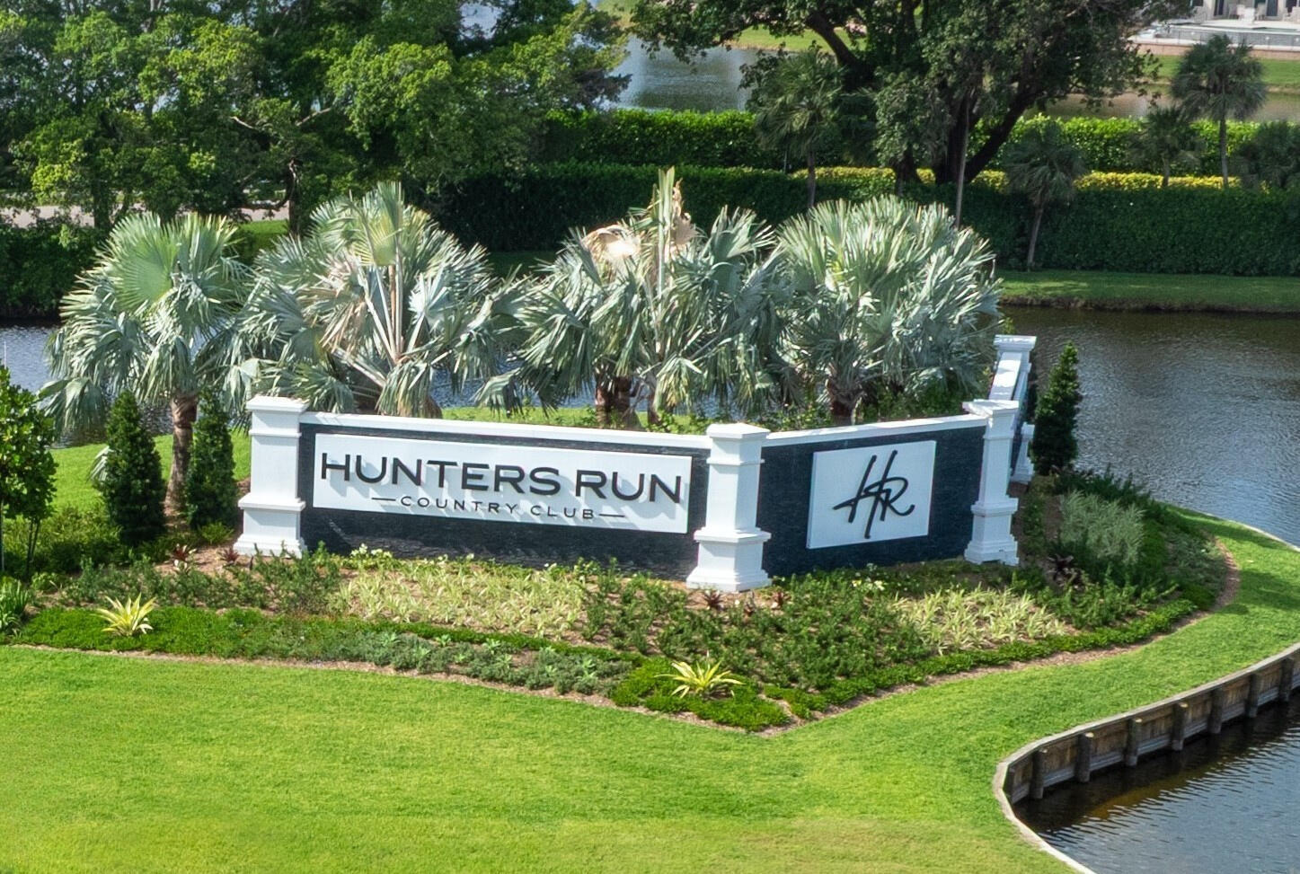 SOUTHPORT AT HUNTERS RUN CONDO - Residential