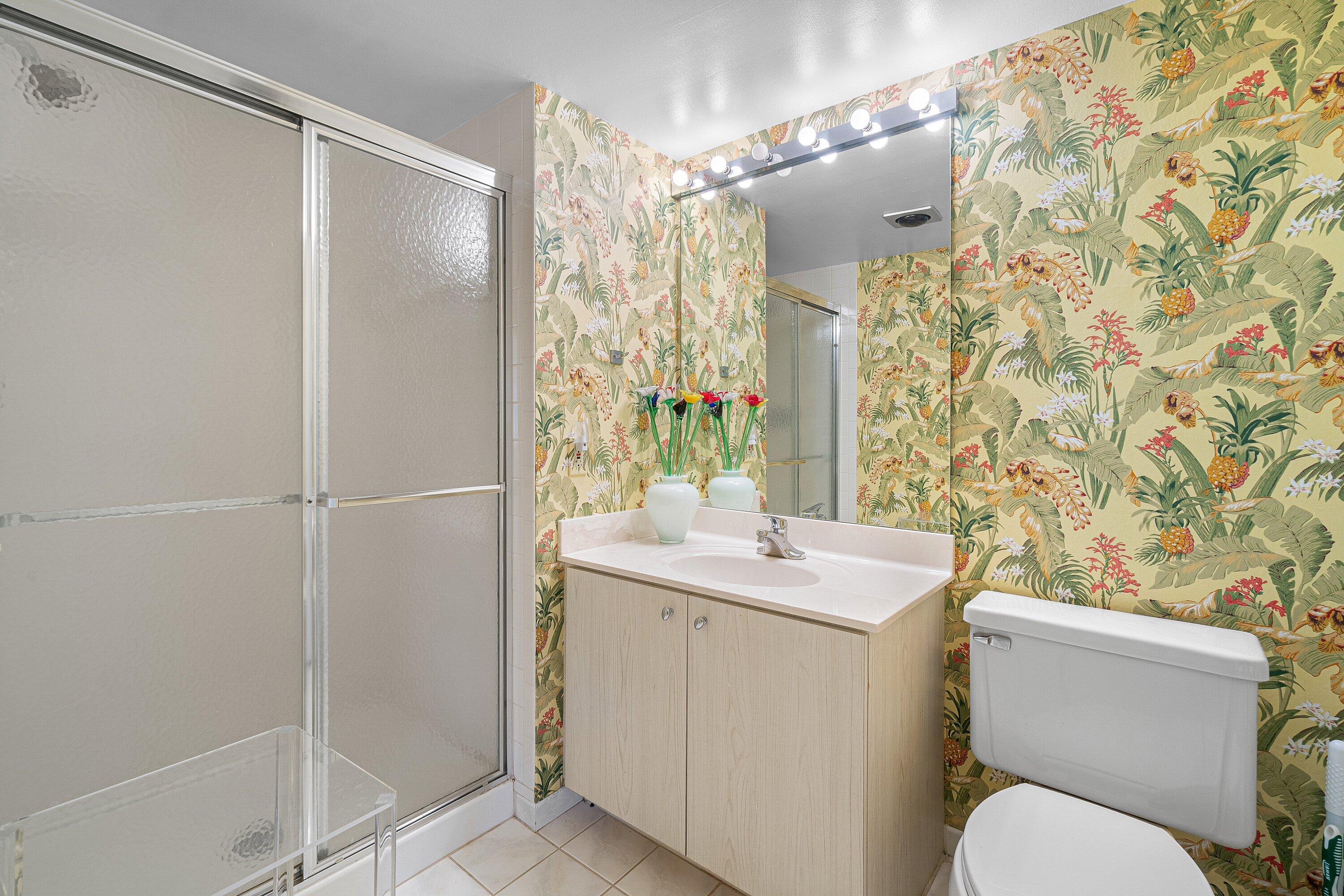 SOUTHPORT AT HUNTERS RUN CONDO - Residential