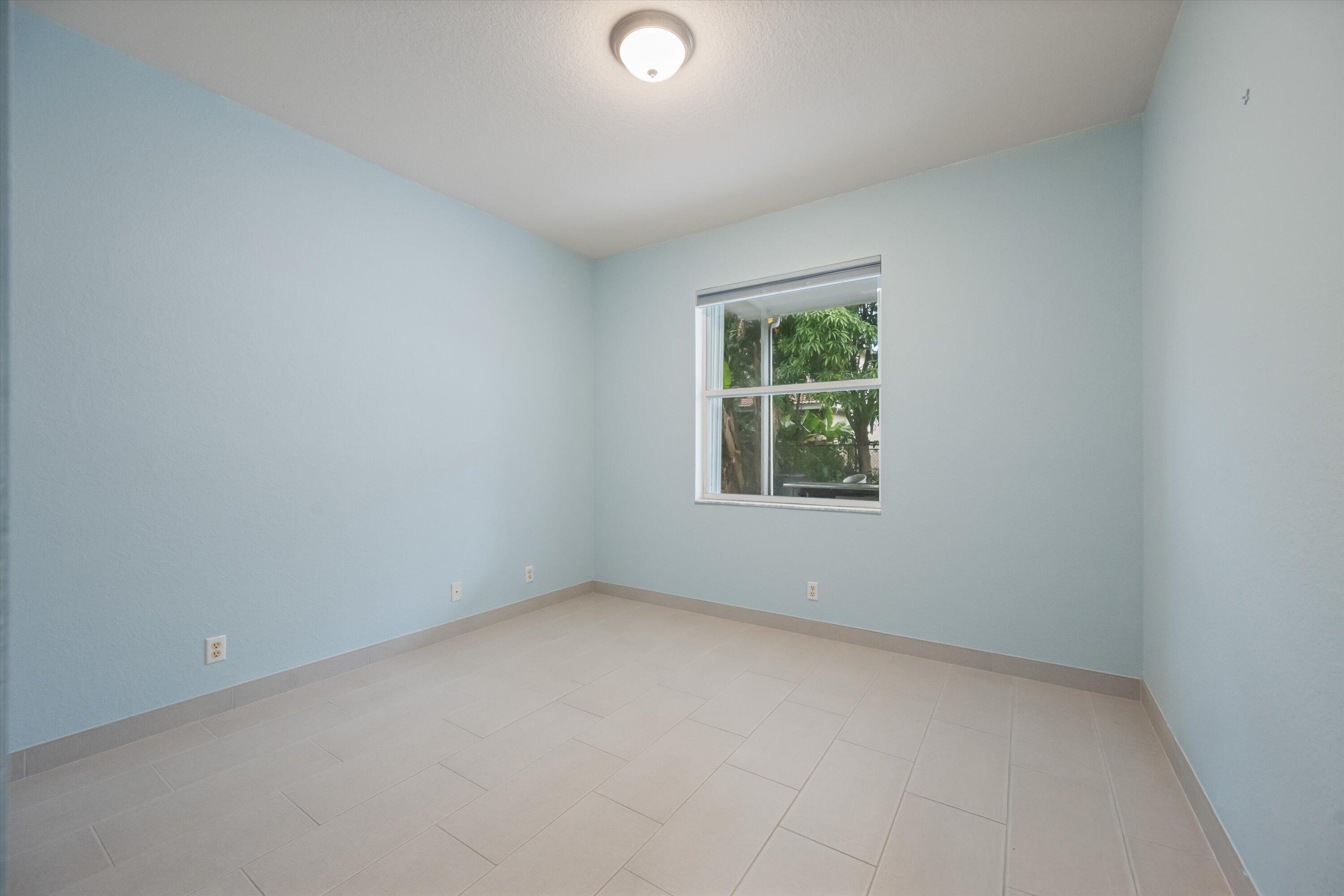THOUSAND OAKS - Residential