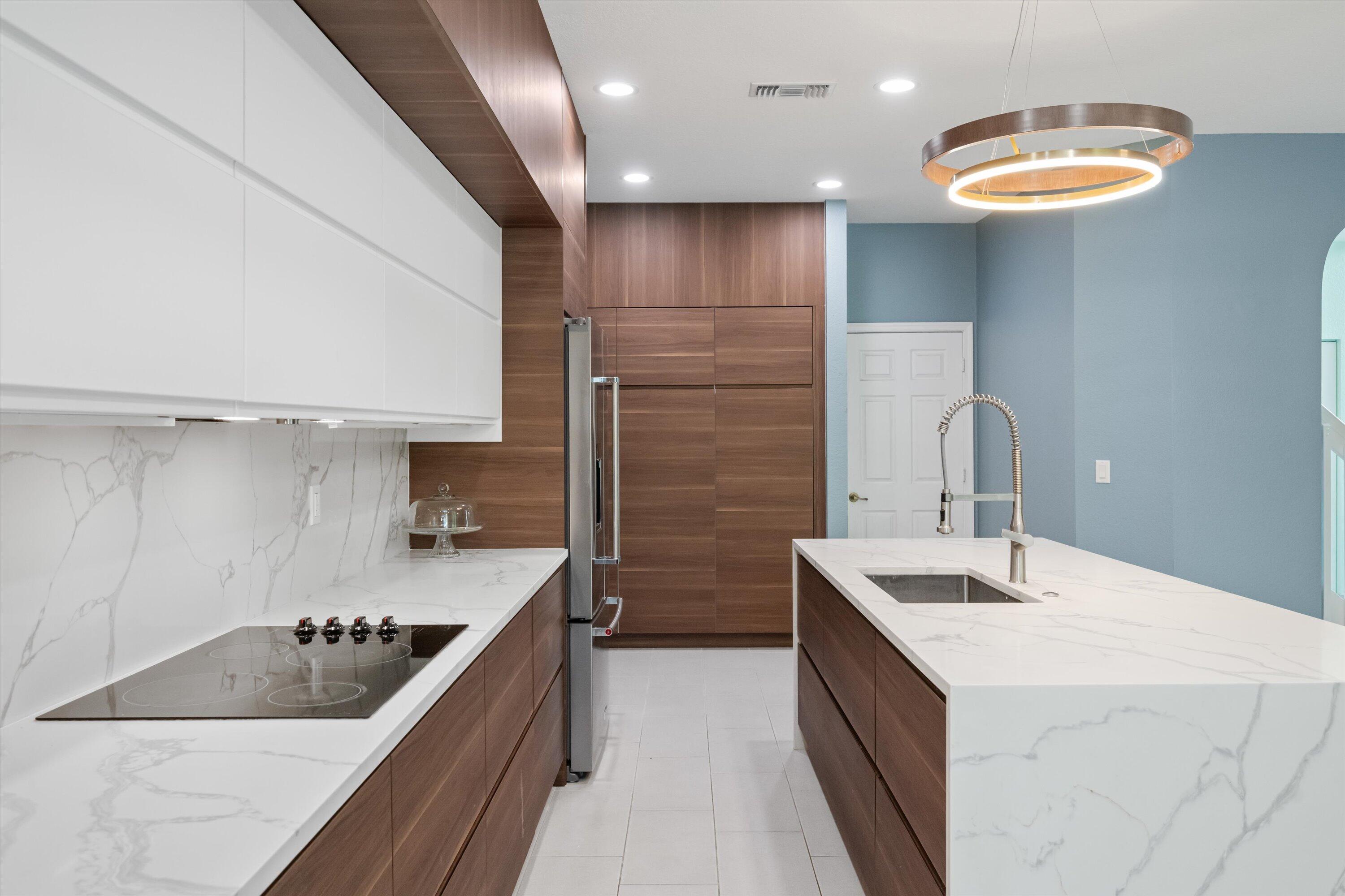 THOUSAND OAKS - Residential