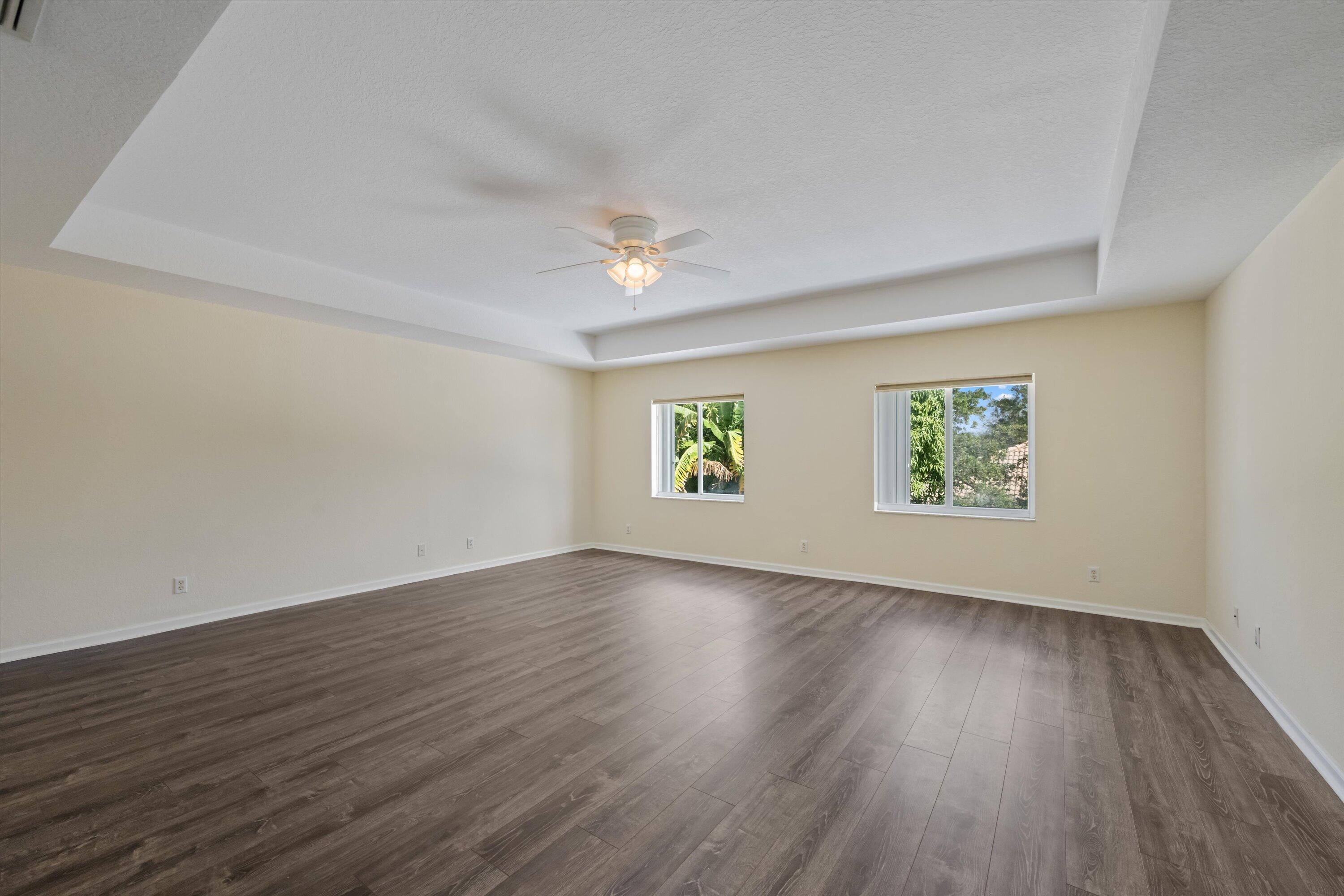 THOUSAND OAKS - Residential
