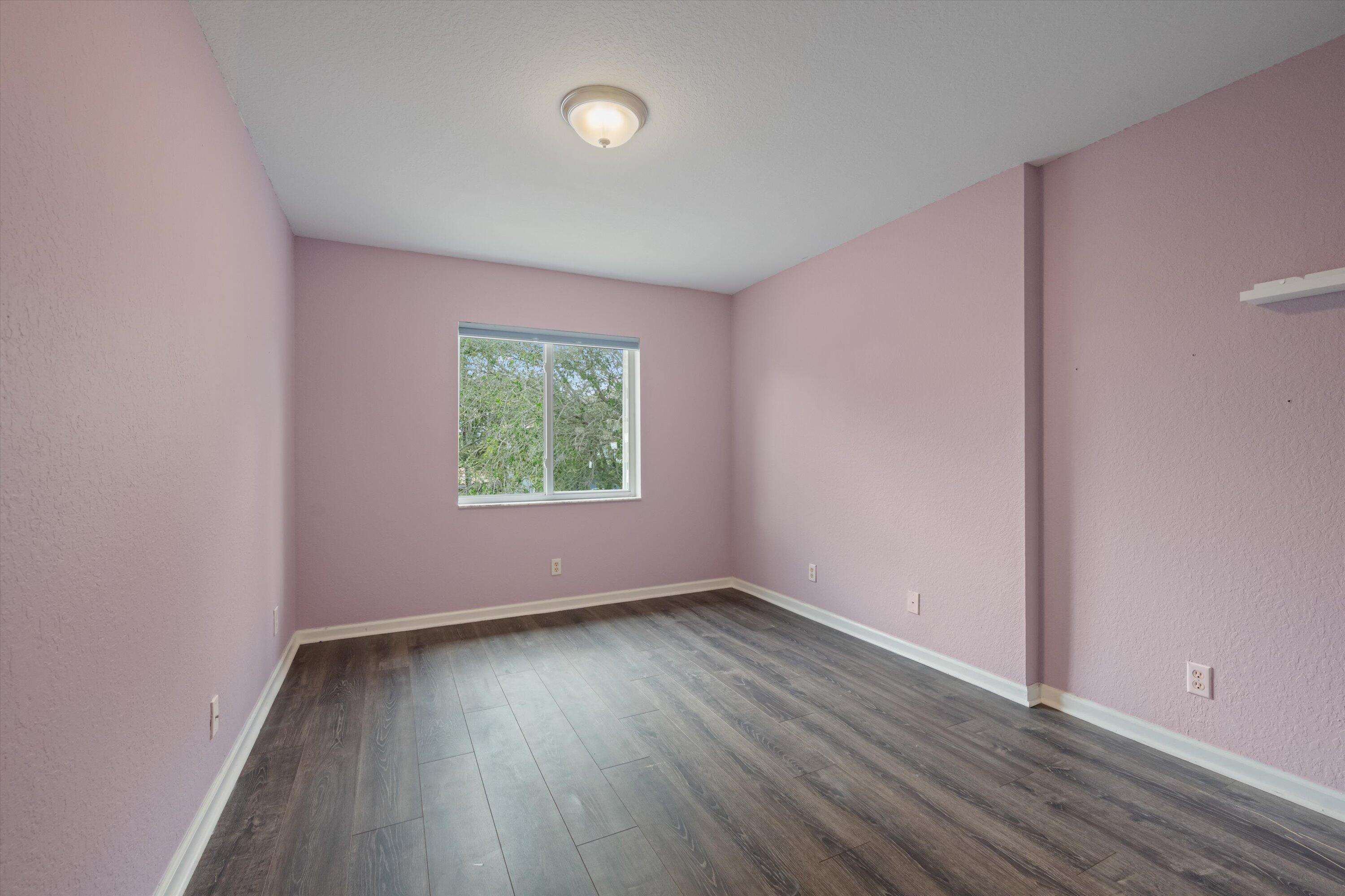 THOUSAND OAKS - Residential