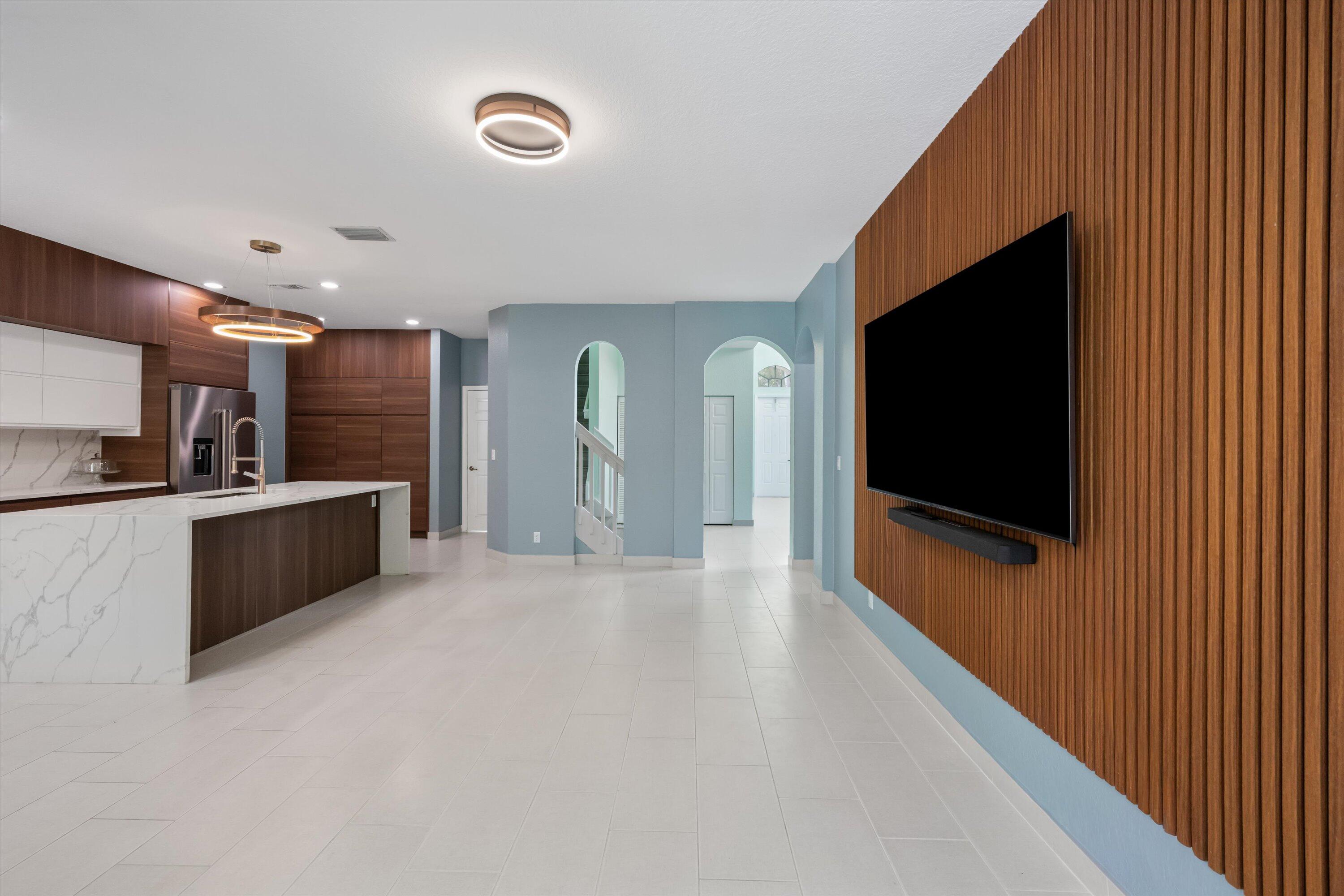 THOUSAND OAKS - Residential