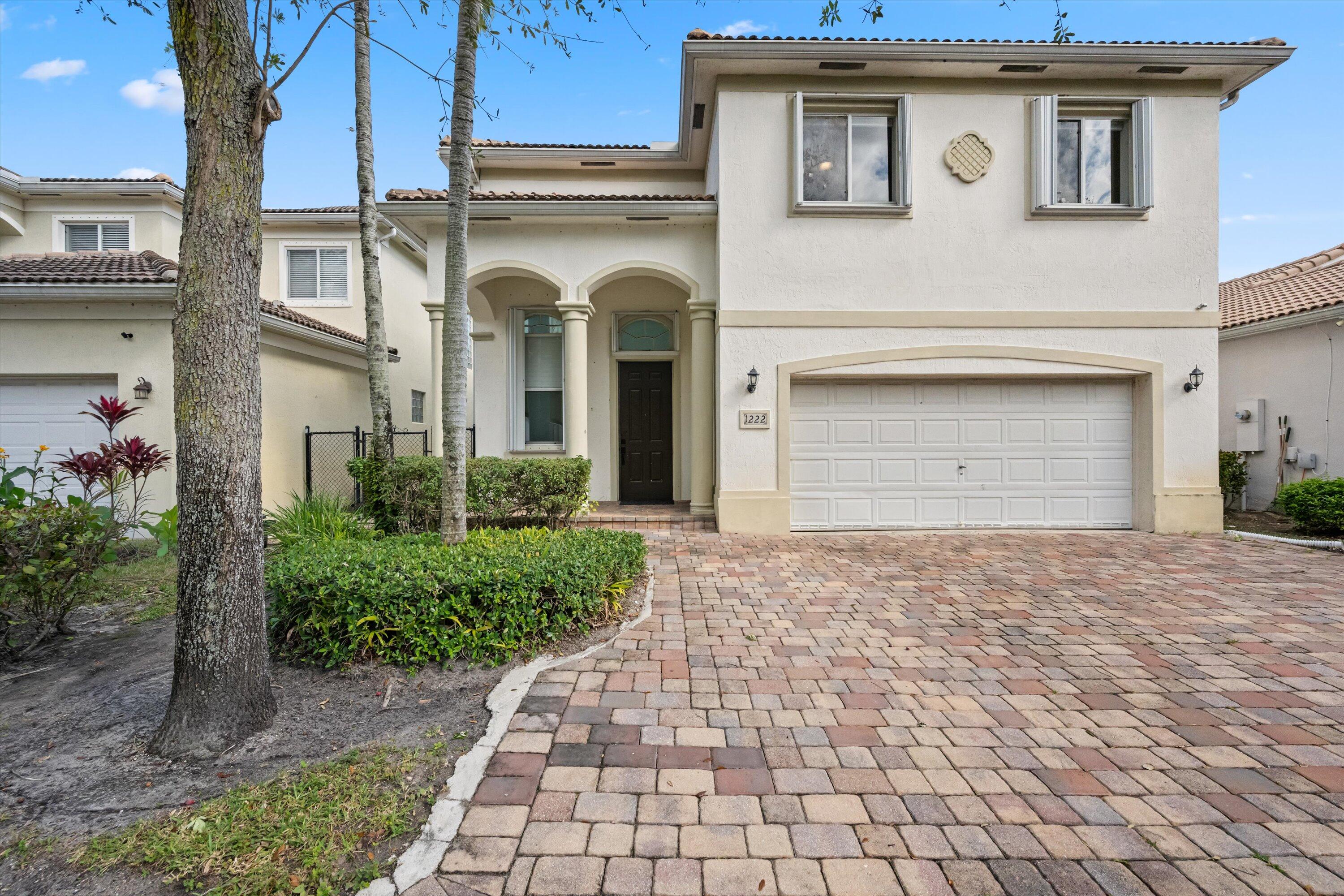 THOUSAND OAKS - Residential