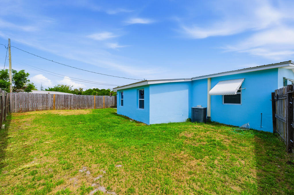 RIVER PARK UNIT 5 - Residential