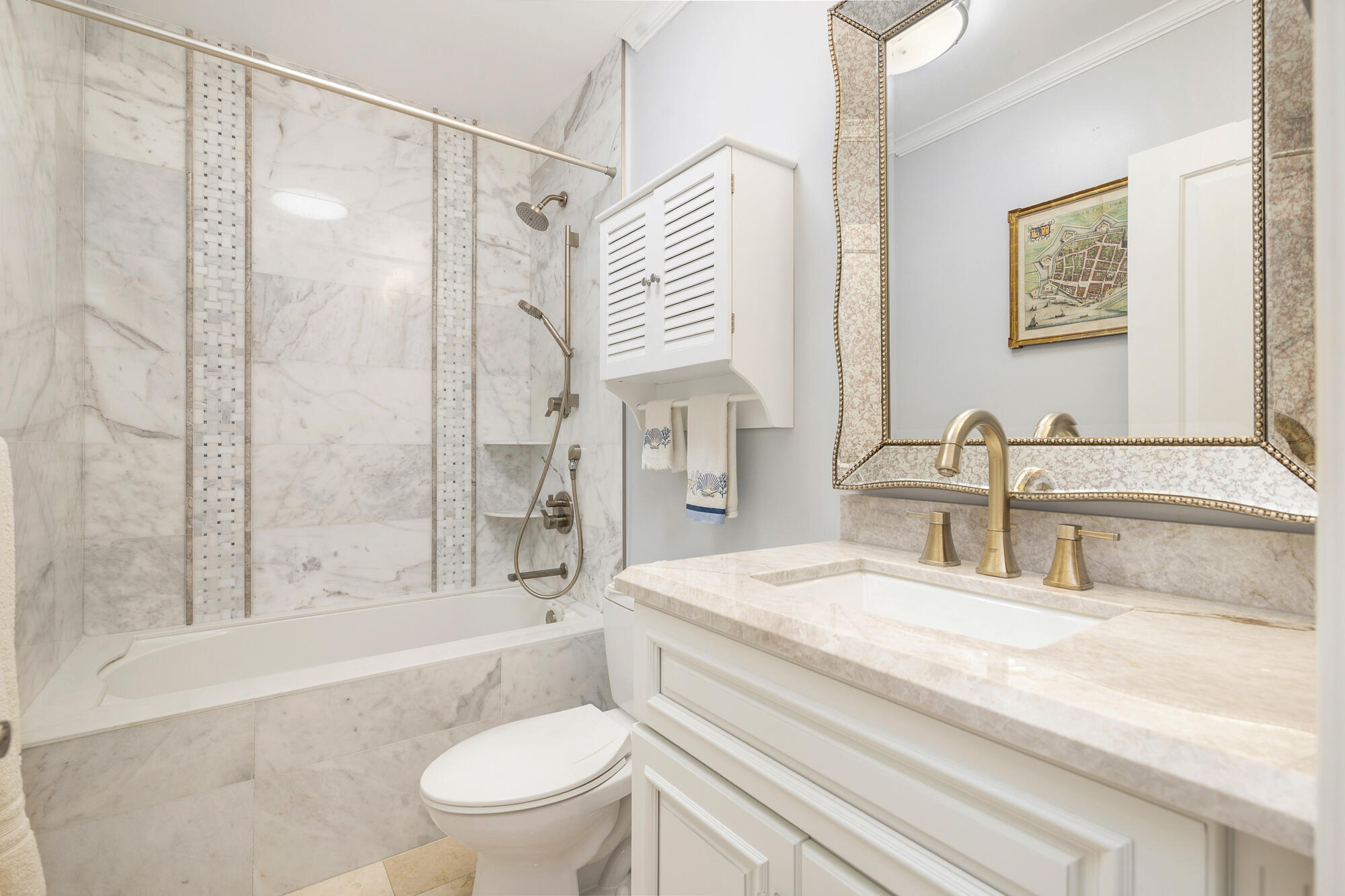 ISLAND VILLAS CONDO - Residential