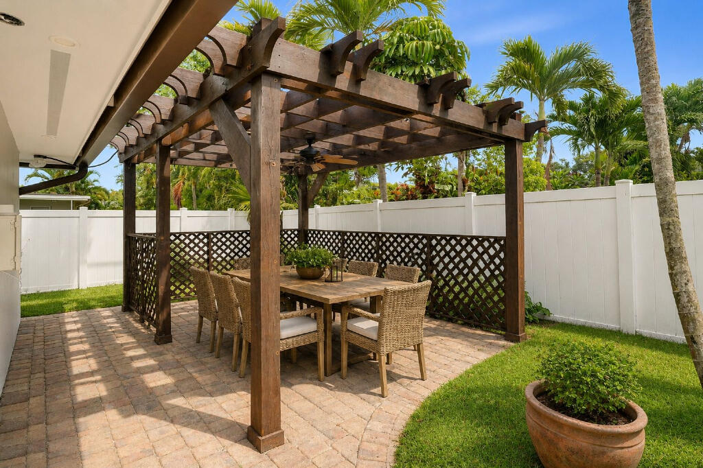 EMERALD HILLS - Residential