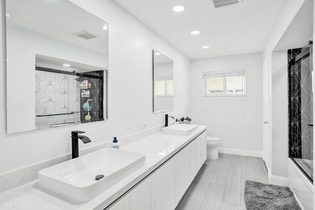 EMERALD HILLS - Residential
