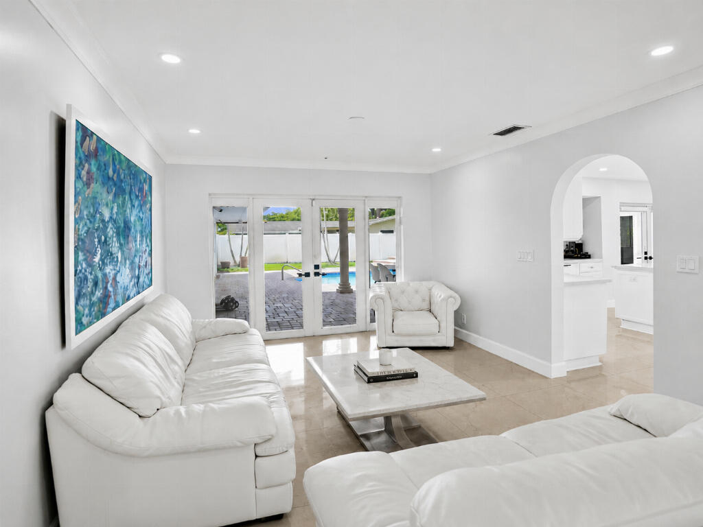 EMERALD HILLS - Residential
