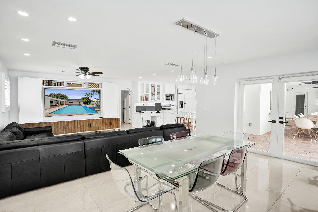 EMERALD HILLS - Residential