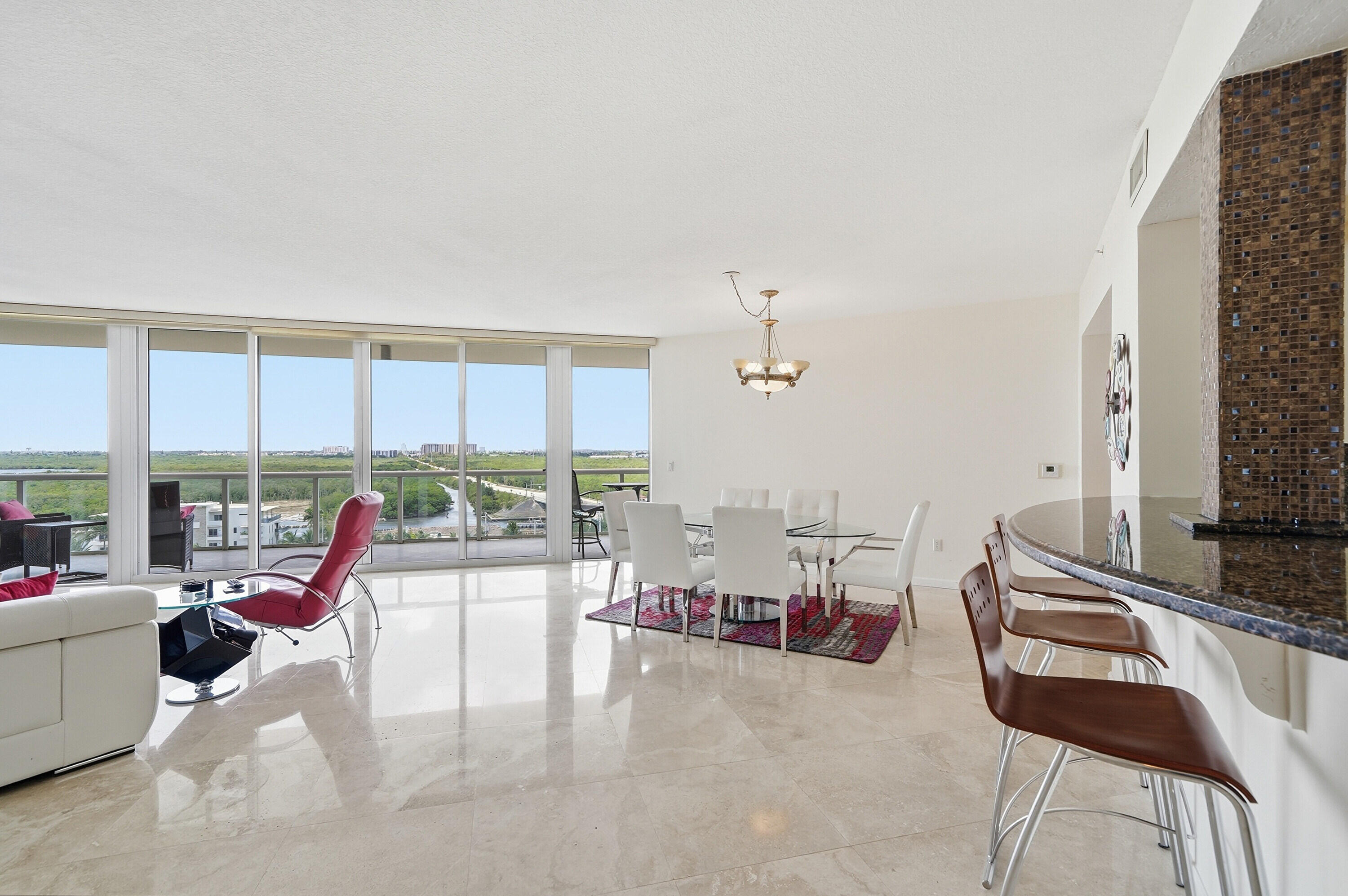RENAISSANCE ON THE OCEAN - Residential