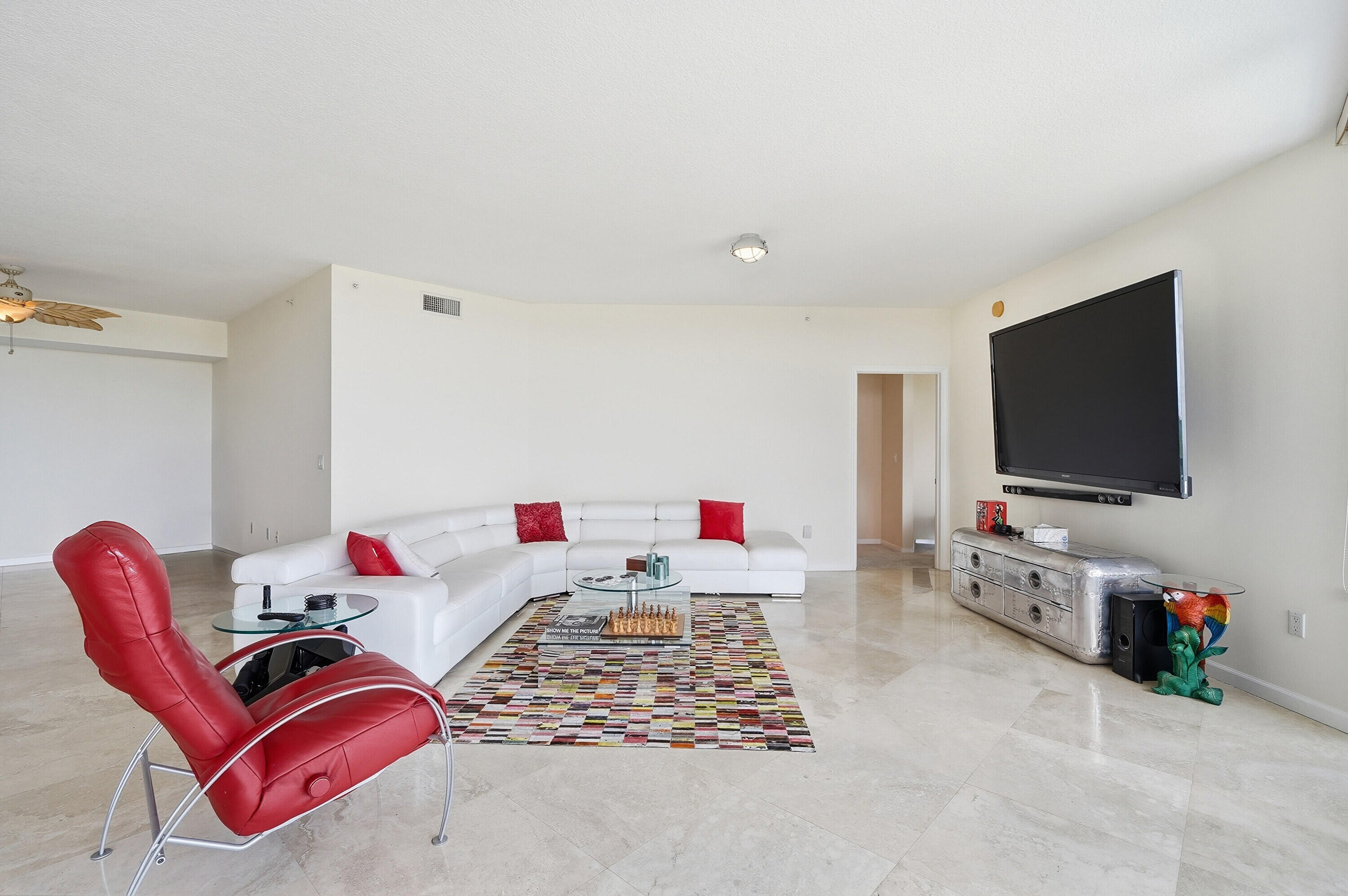 RENAISSANCE ON THE OCEAN - Residential
