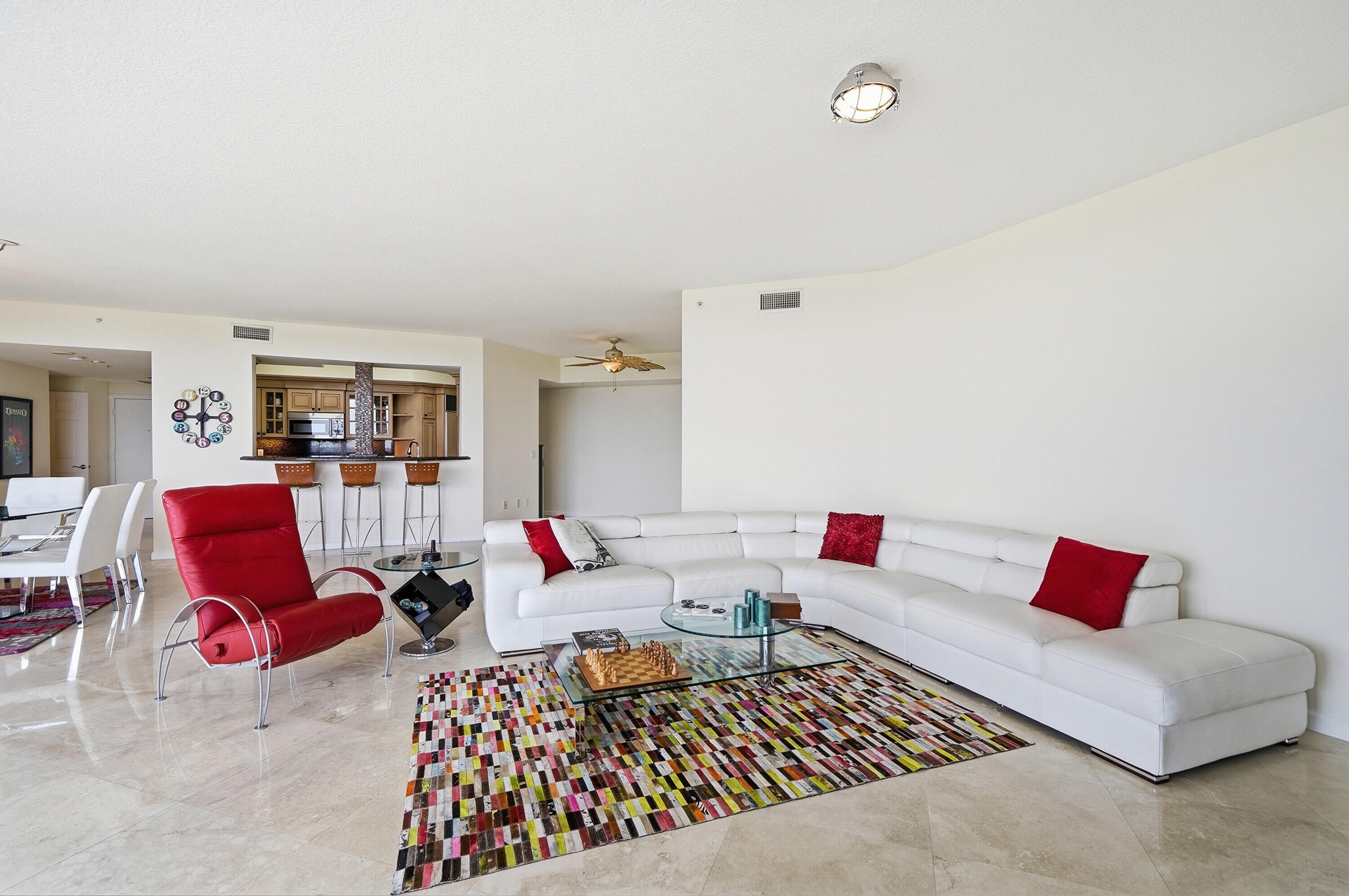 RENAISSANCE ON THE OCEAN - Residential