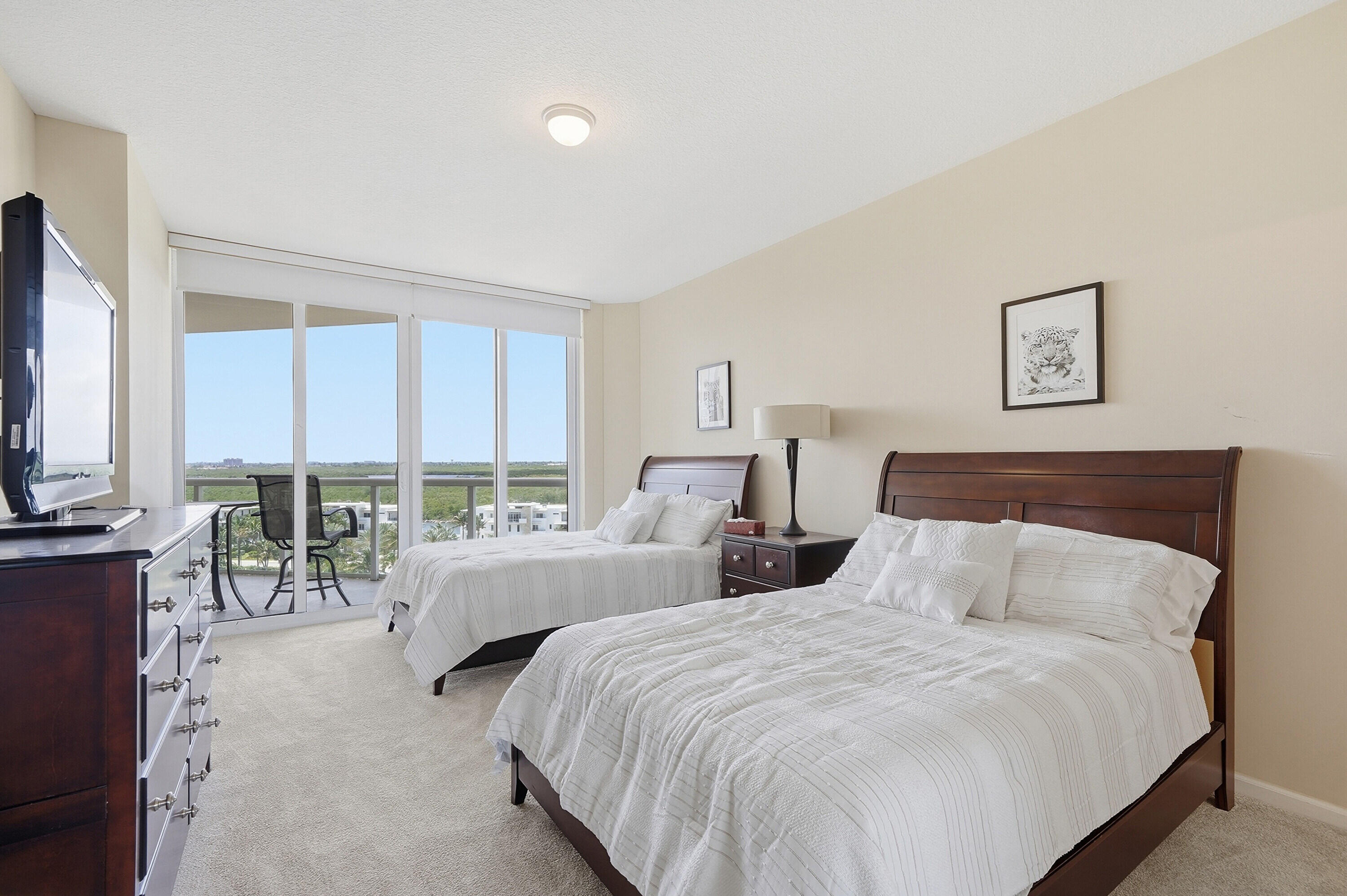 RENAISSANCE ON THE OCEAN - Residential