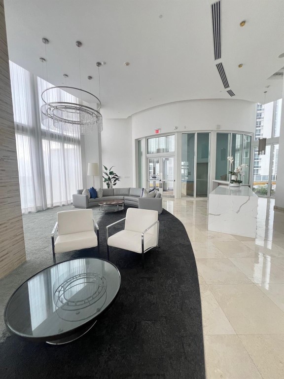 TDR TOWER 1 - Residential