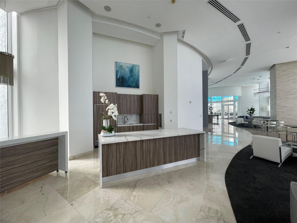 TDR TOWER 1 - Residential