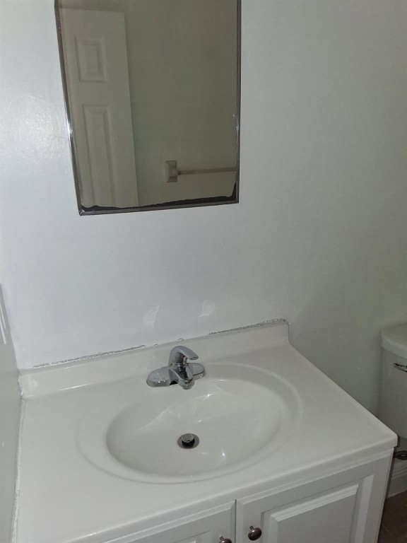 OVERSIZED LOT, WITH ROOM TO GROW. NEAT, CLEAN FRESHLY PAINTED MOVE IN CONDITION. GREAT FOR FAMILY