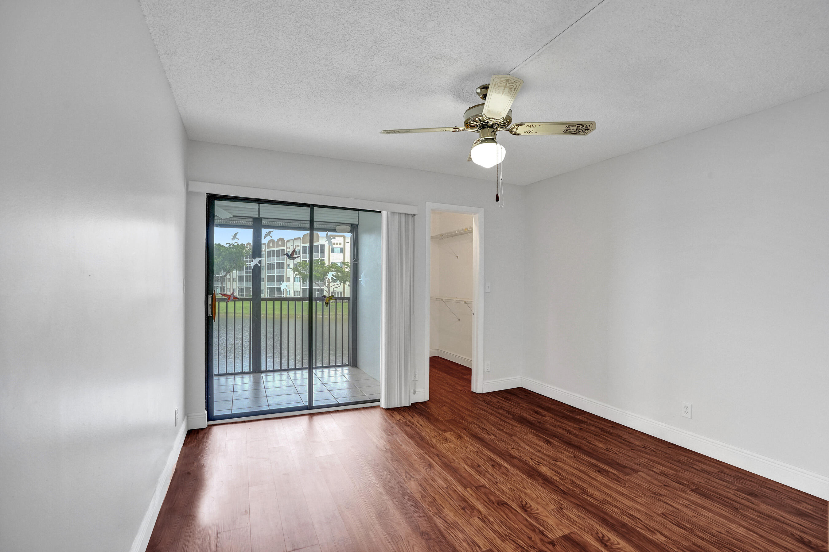ASHMONT CONDOMINIUM E - Residential