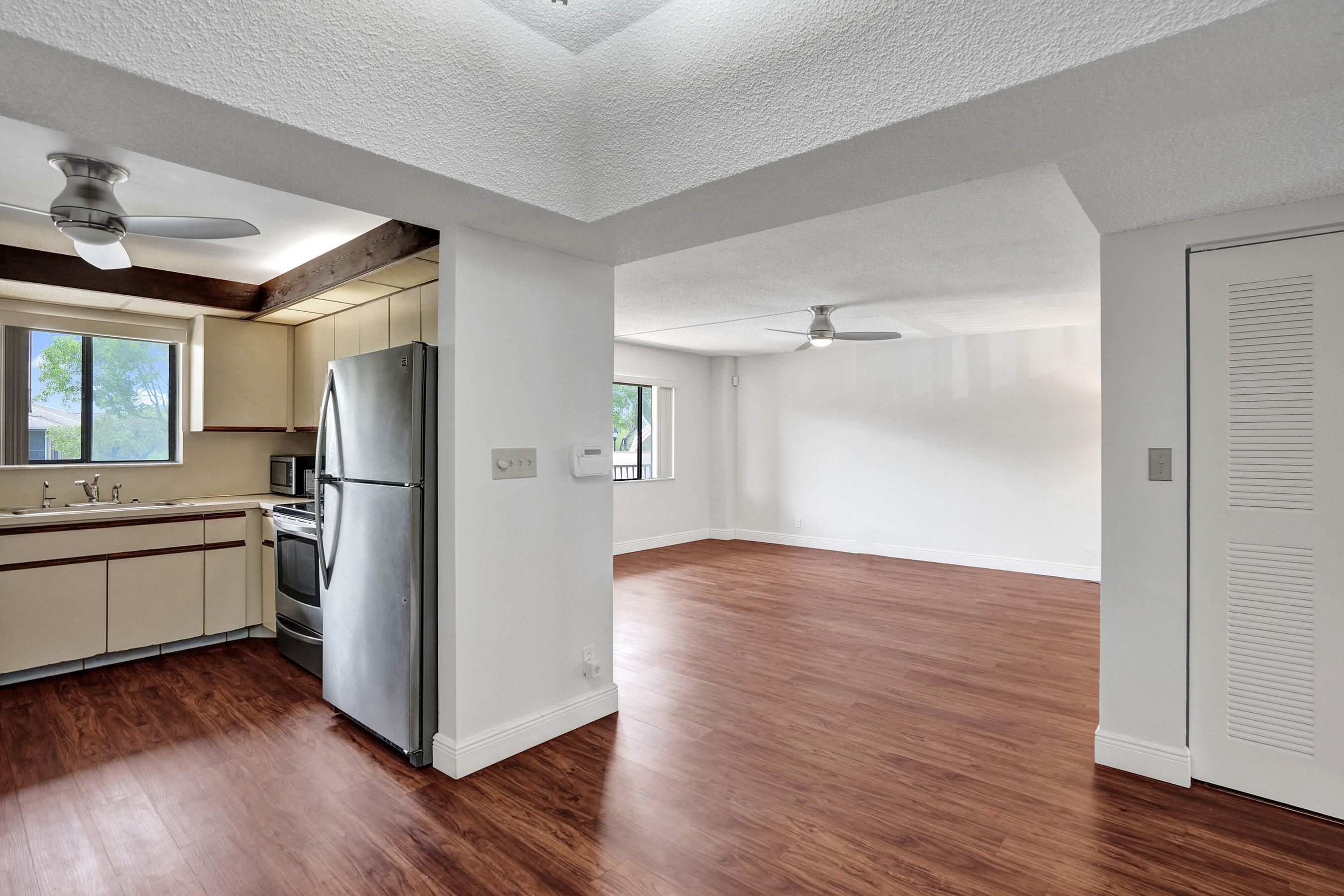ASHMONT CONDOMINIUM E - Residential