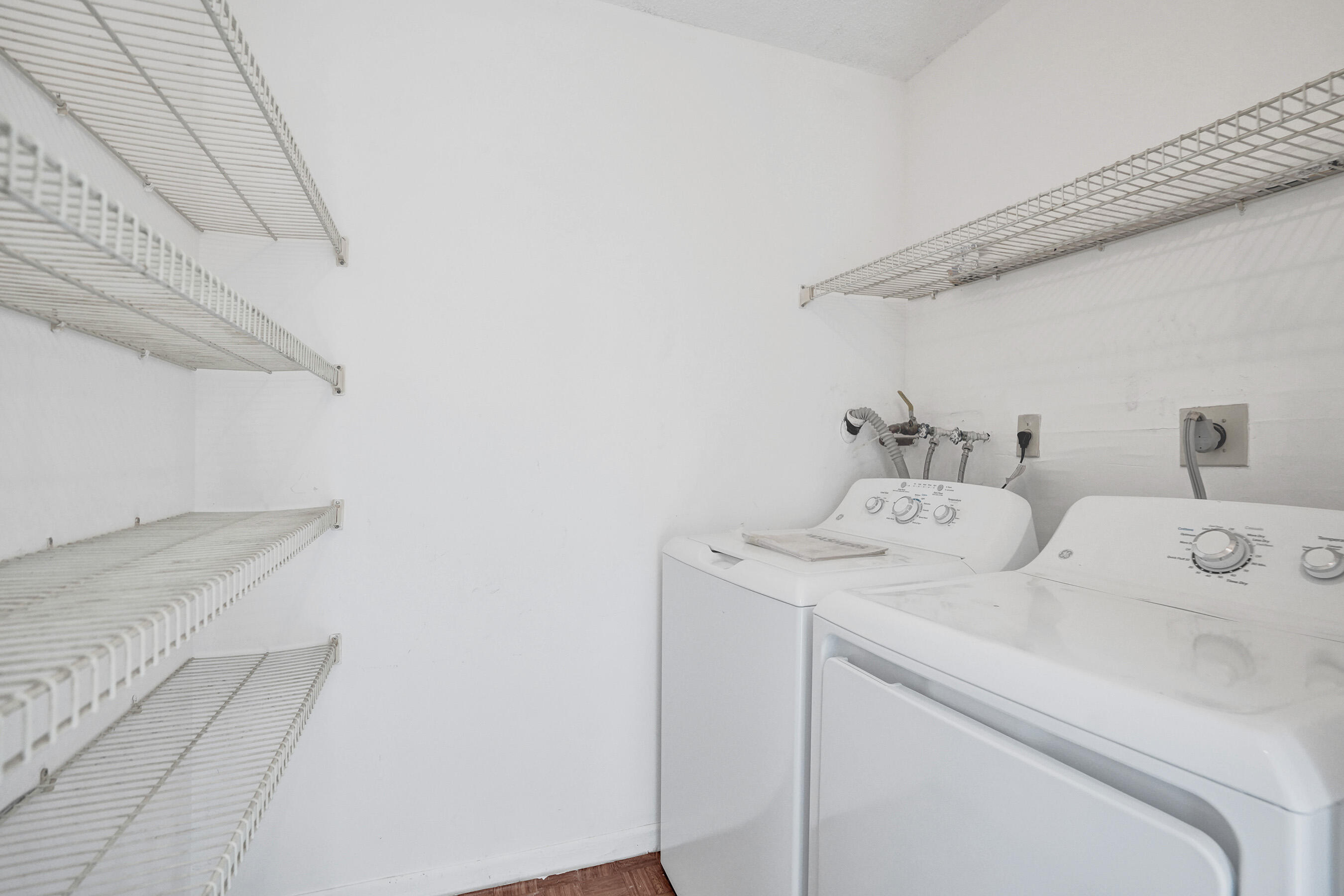 ASHMONT CONDOMINIUM E - Residential