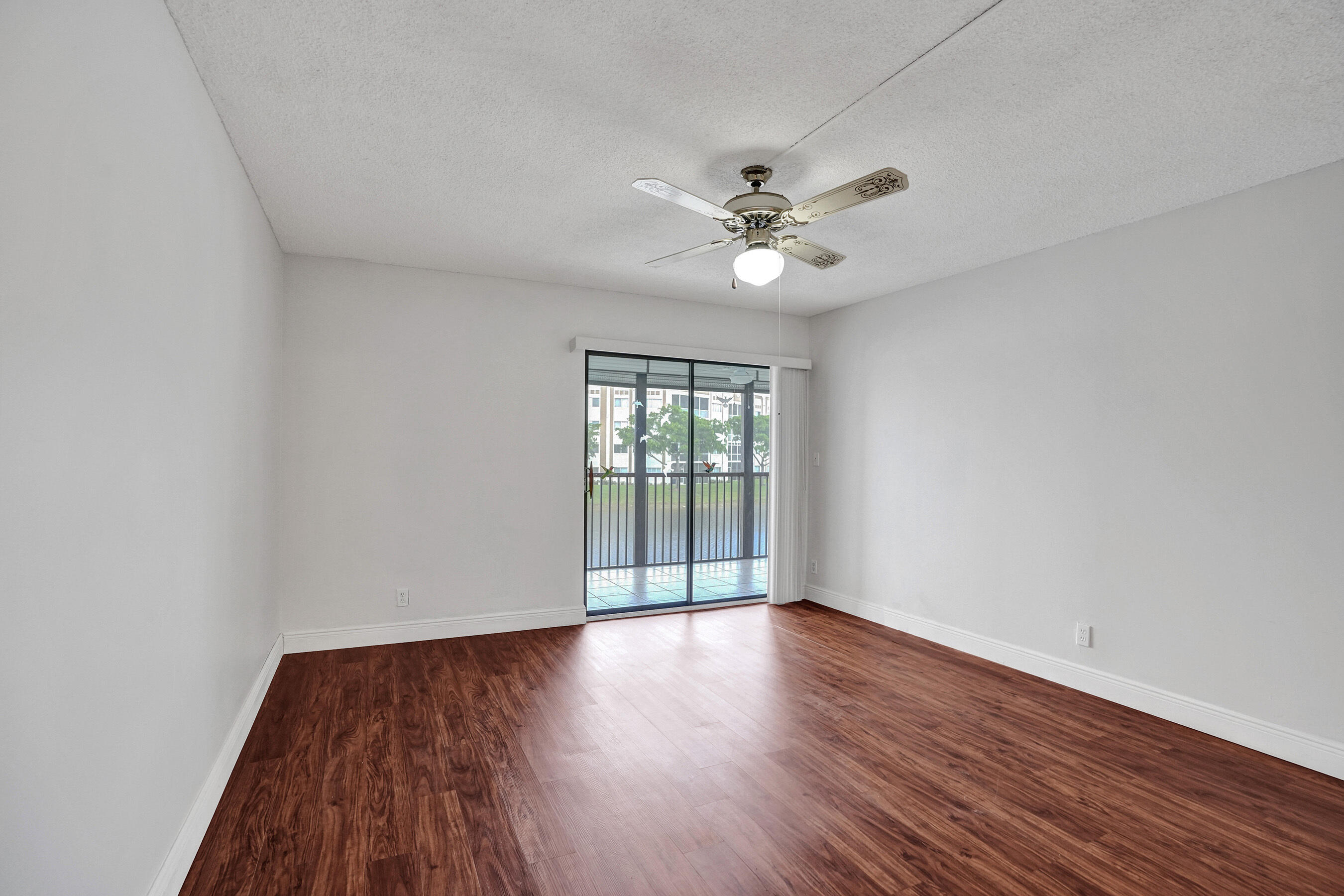 ASHMONT CONDOMINIUM E - Residential
