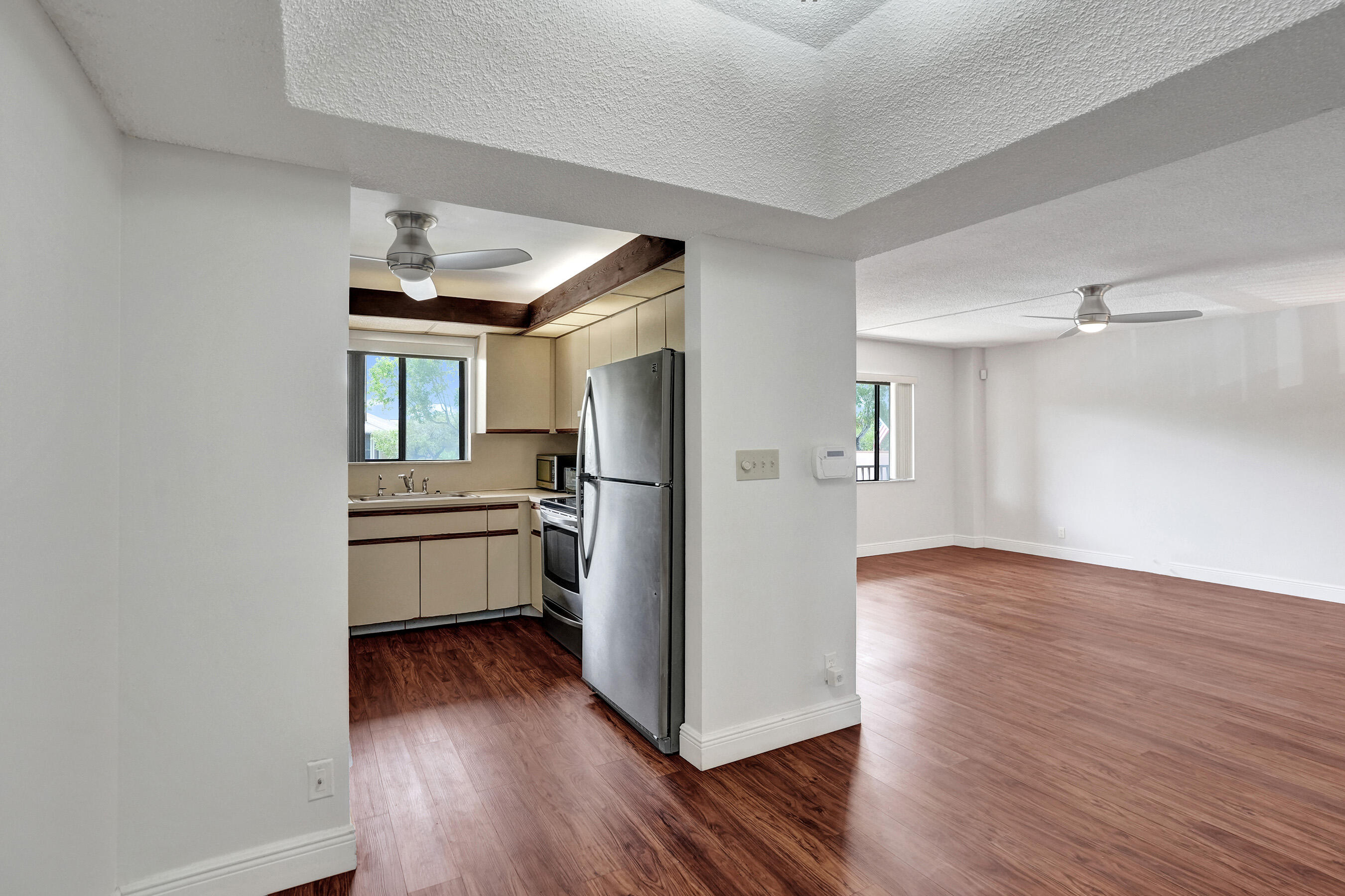 ASHMONT CONDOMINIUM E - Residential