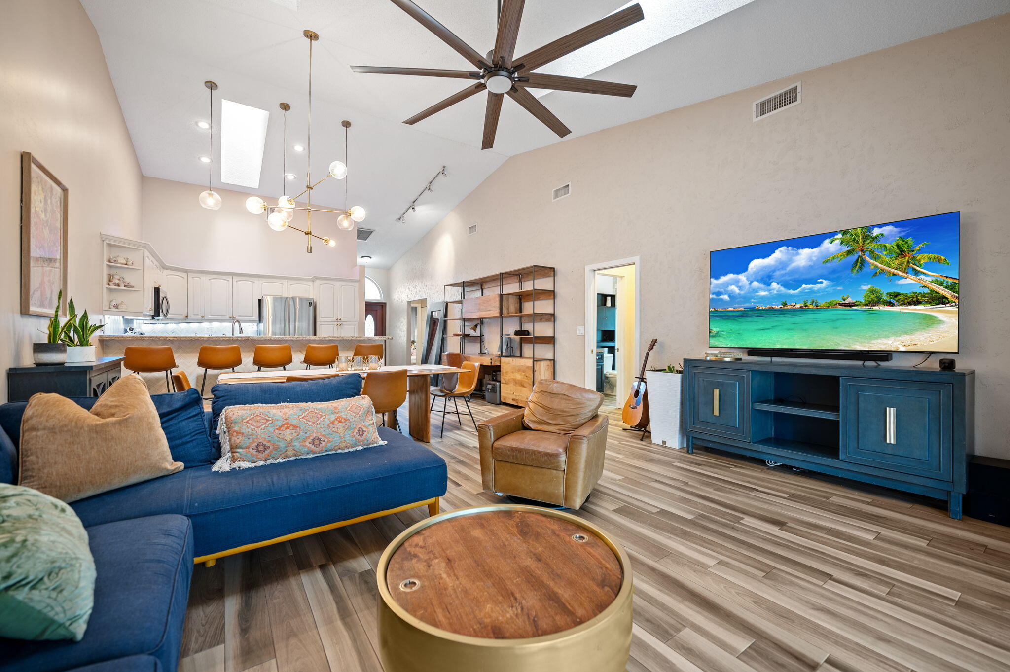 COUNTRYSIDE WEST - Residential