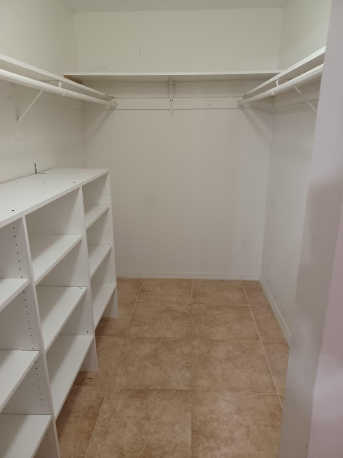 CLEAR LAKE PALMS CONDO - Residential Lease