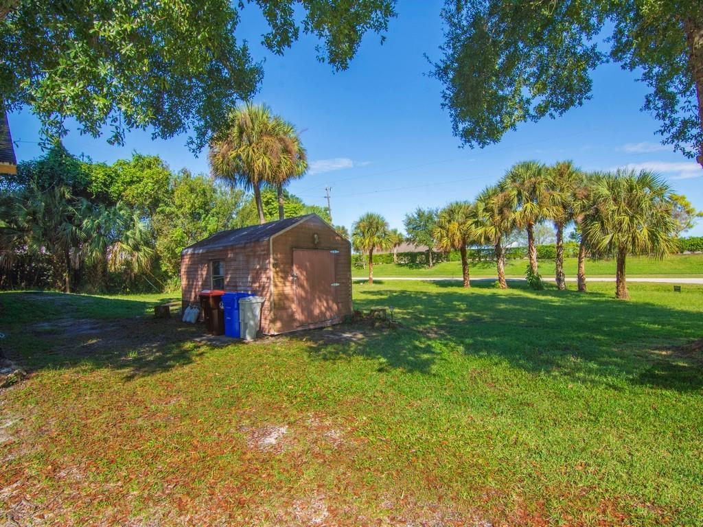 LAKEWOOD TERRACE UNIT 1 - Residential