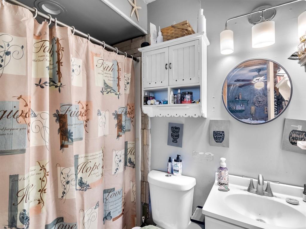 LAKEWOOD TERRACE UNIT 1 - Residential