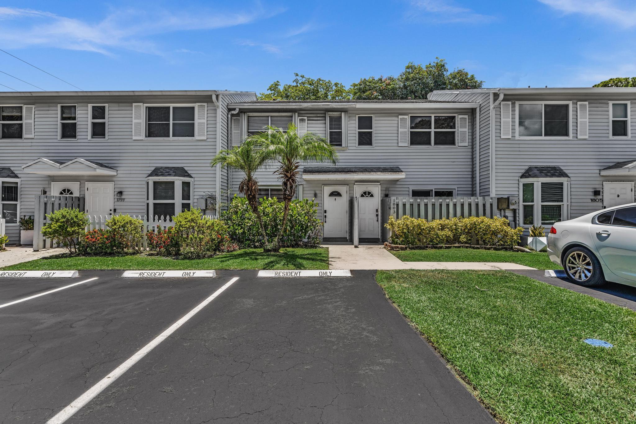 Edgewater - Residential Lease