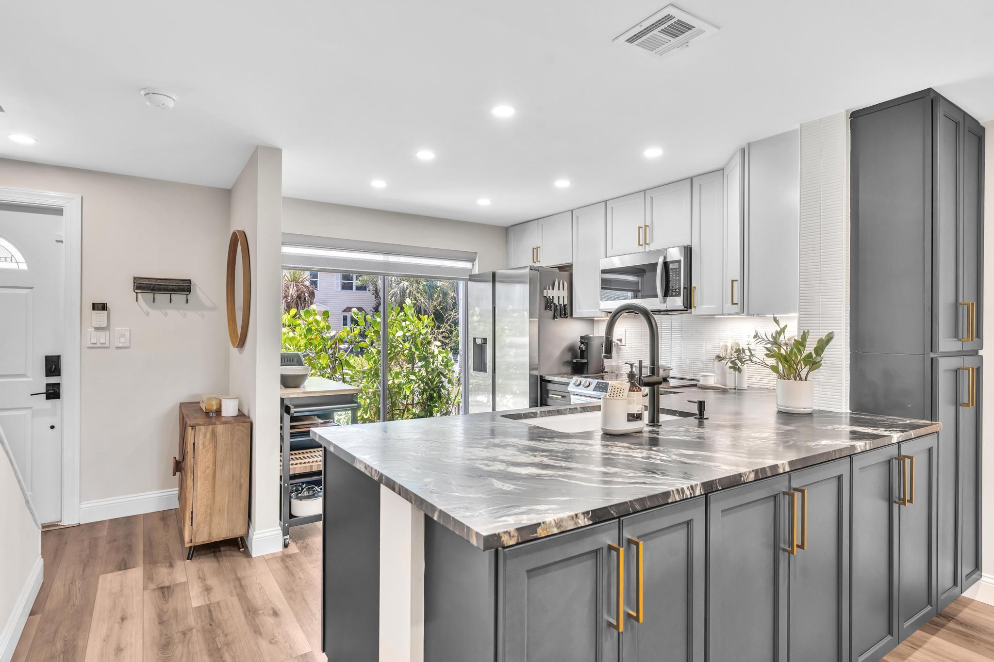 Edgewater - Residential Lease